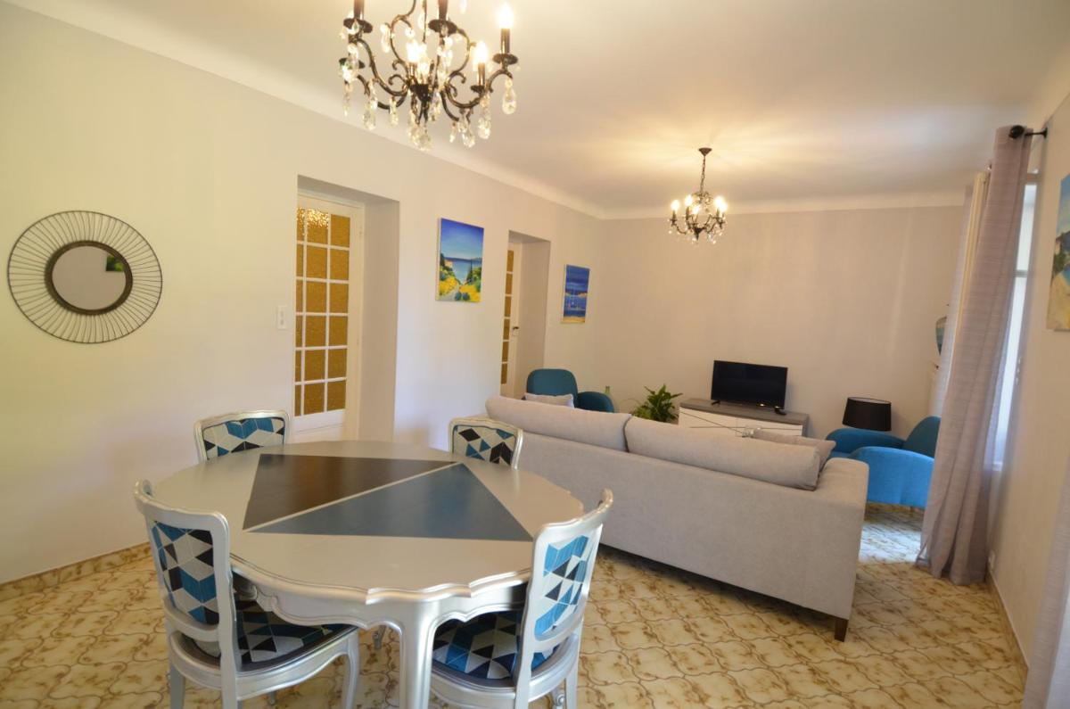 Appartement d'époque avec jardin et parking 4 personnes Le Port de Nice photo 4