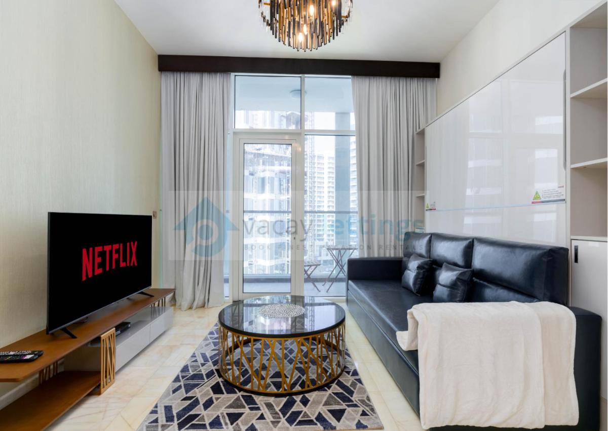 Vacay Lettings - 1BHK convertible to 2BHK in Business Bay