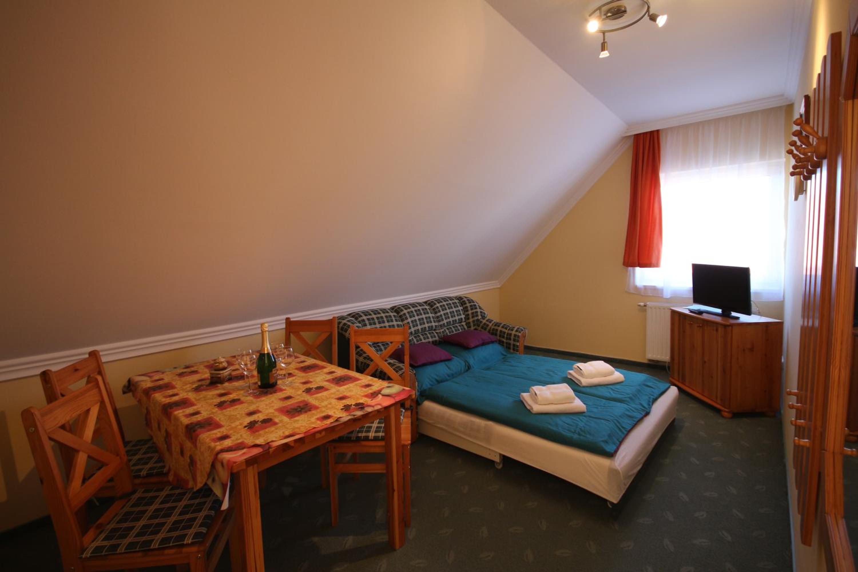 Mandula Wellness Apartmanház view 5
