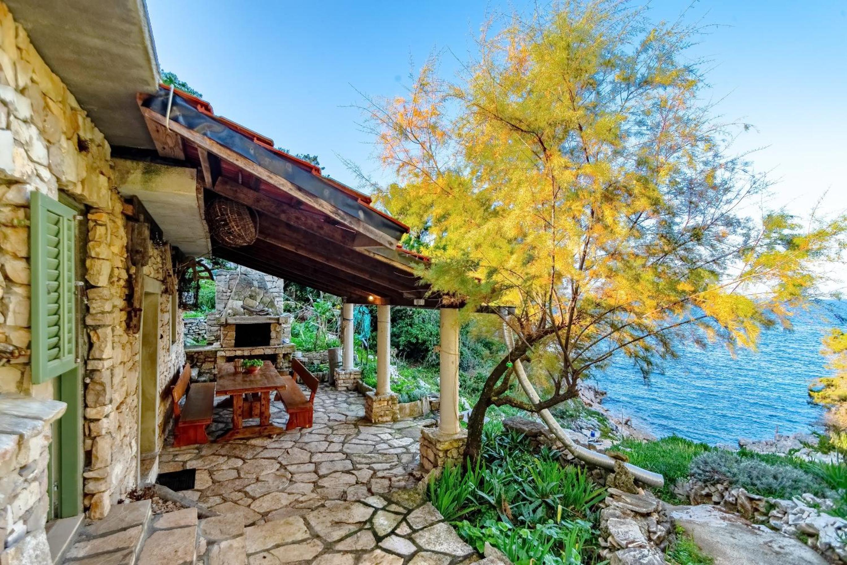 House Hidden Bay view 4