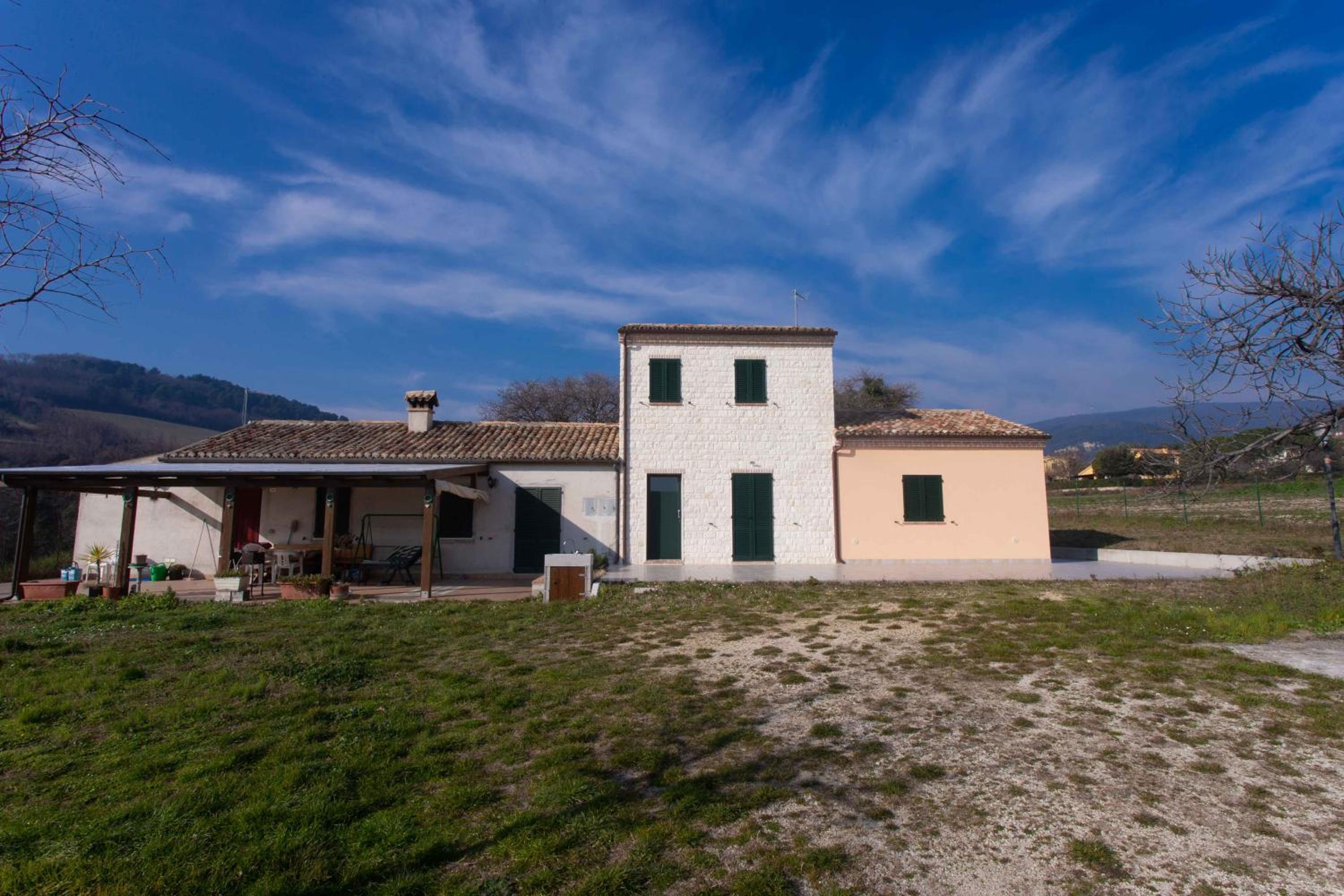 S209 - Sirolo, nuovissimo bilocale con portico pt view 3