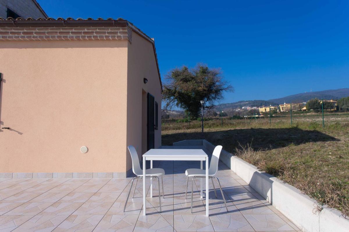 S211 - Sirolo, nuovissimo bilocale con portico dx photo 1