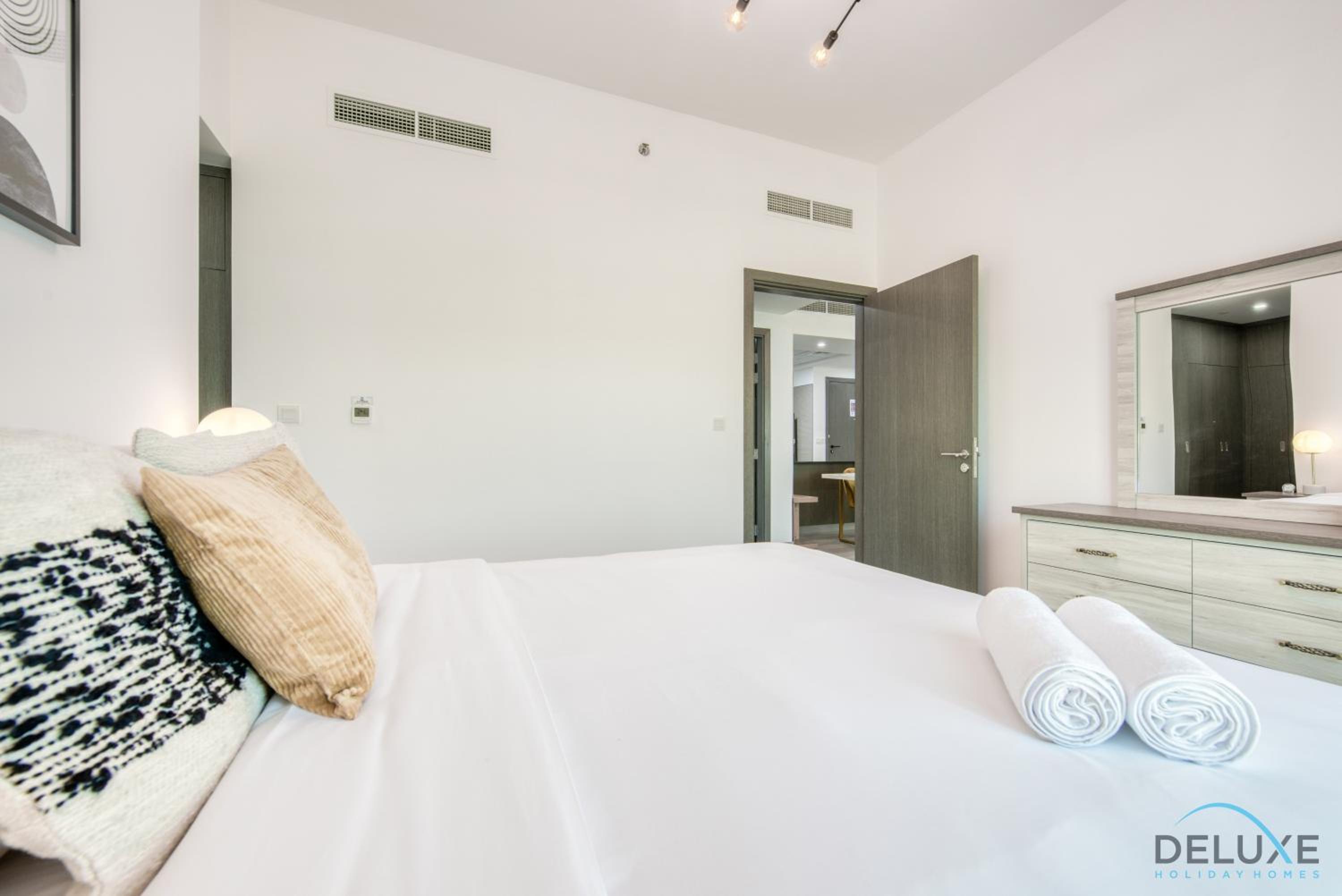 Whimsical 2BR at Bella Rose Barsha South by Deluxe Holiday Homes