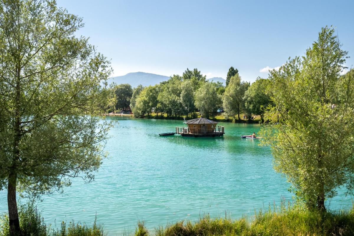 Camping Le Lac Bleu
