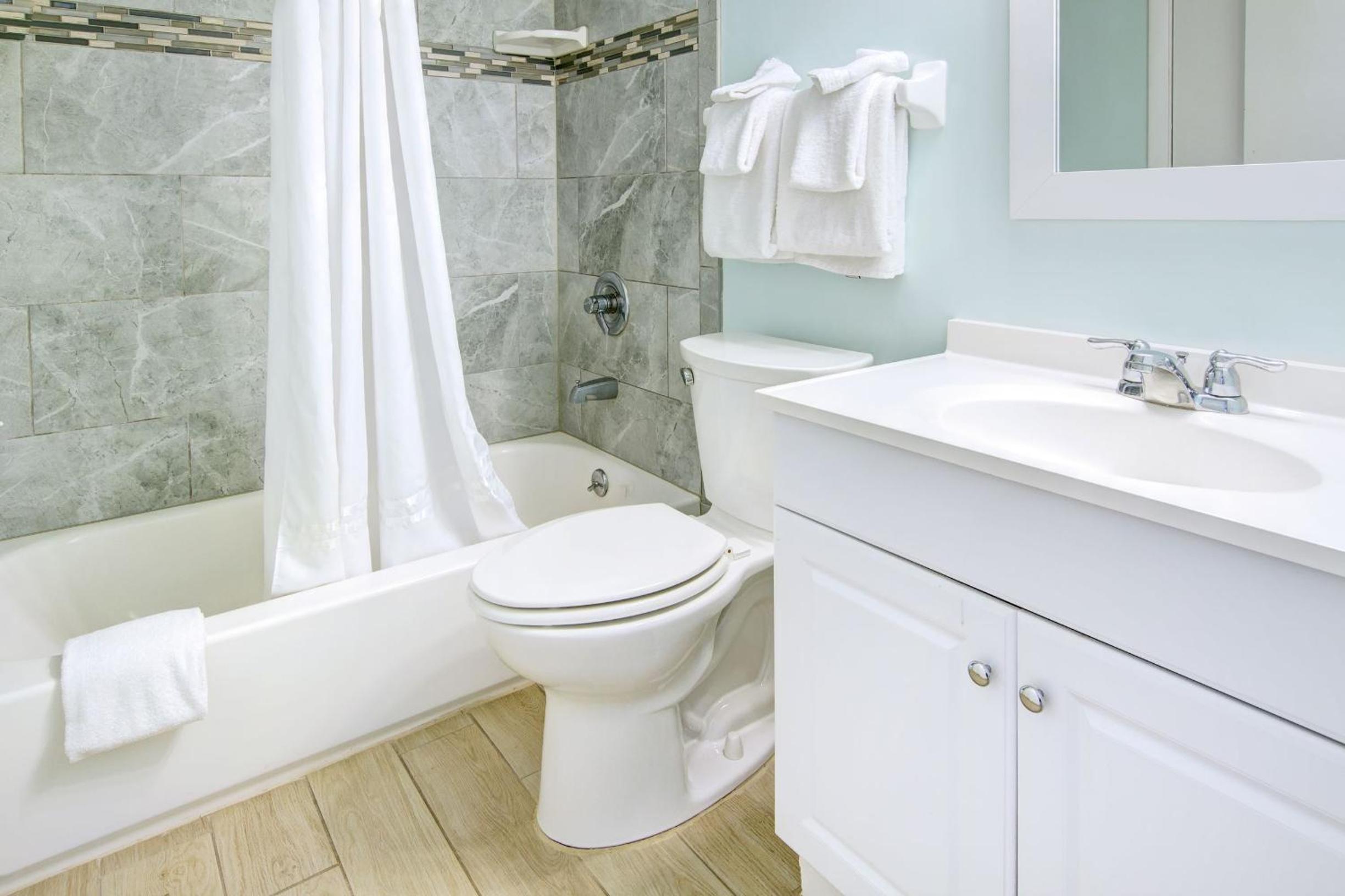 New Smyrna Waves MOD Collection by Sonesta, photo 9