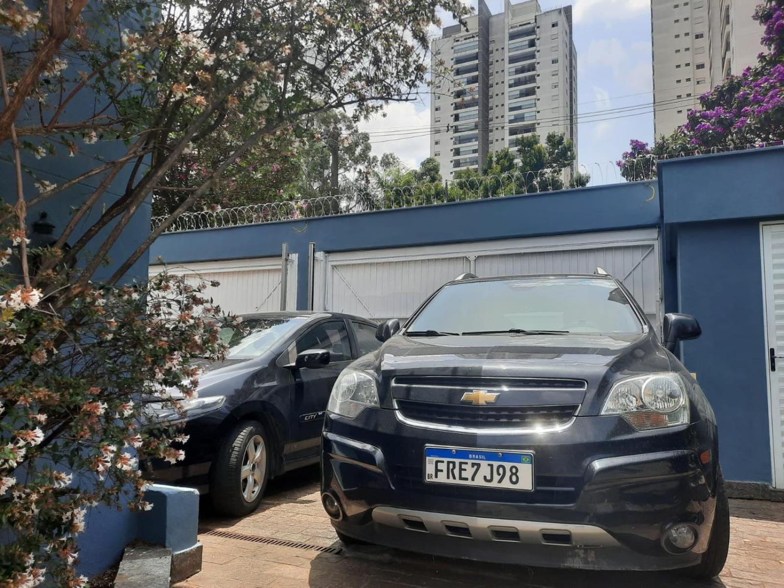 Charmosa casa em condominio com quintal