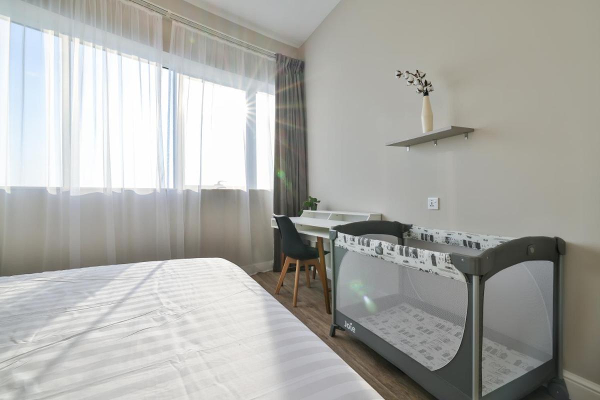 Dubai Marina - Stunning Huge 4 Bedroom Apts Near JBR - Gym - Pool - Parking by Sojo Stay