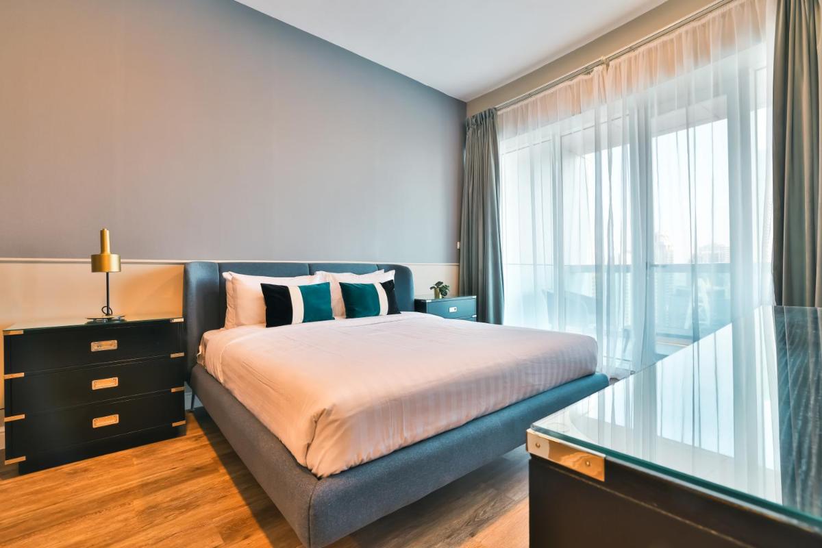 Dubai Marina - Stunning Huge 4 Bedroom Apts Near JBR - Gym - Pool - Parking by Sojo Stay