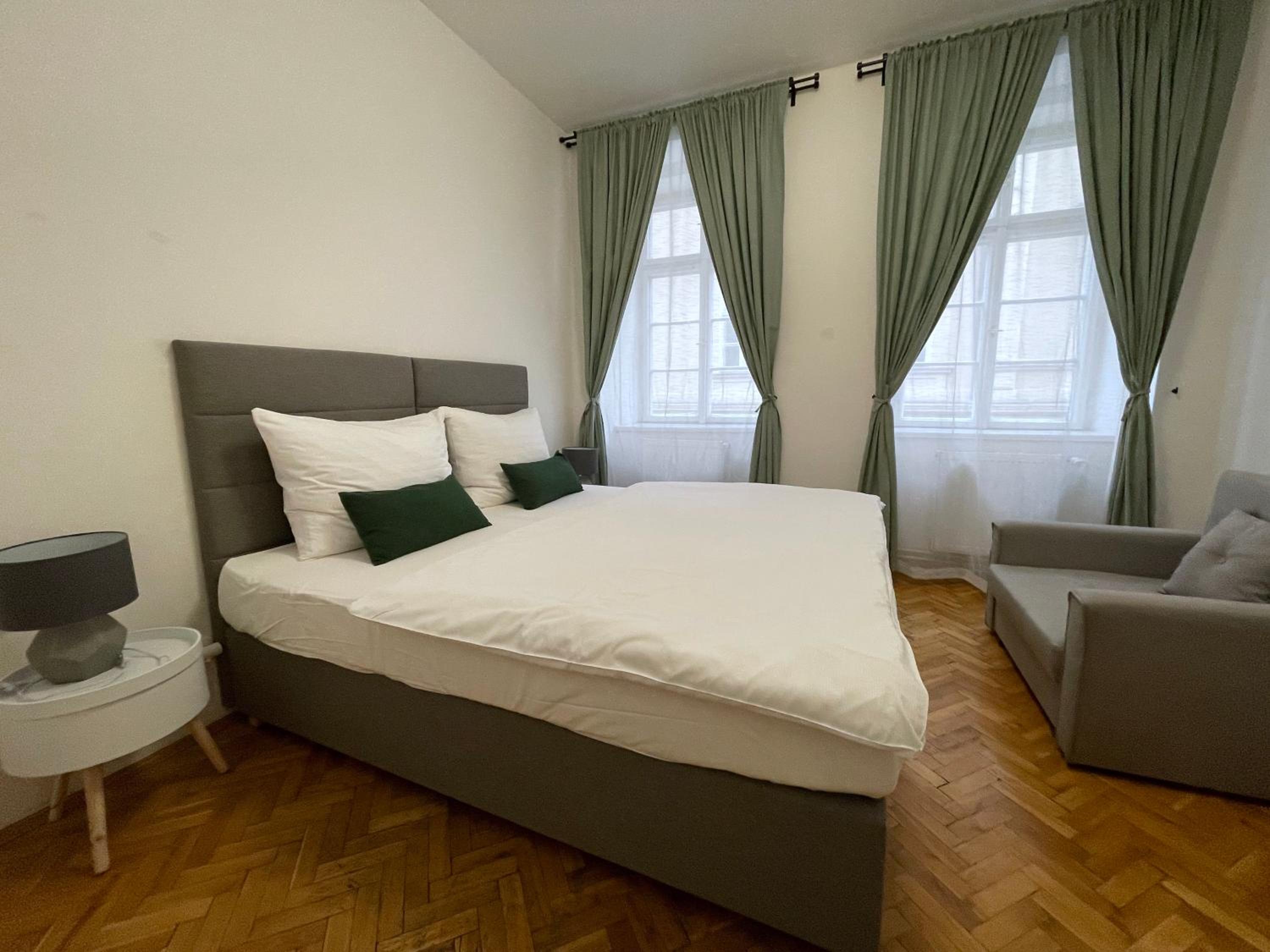 White Swan Boutique Apartments