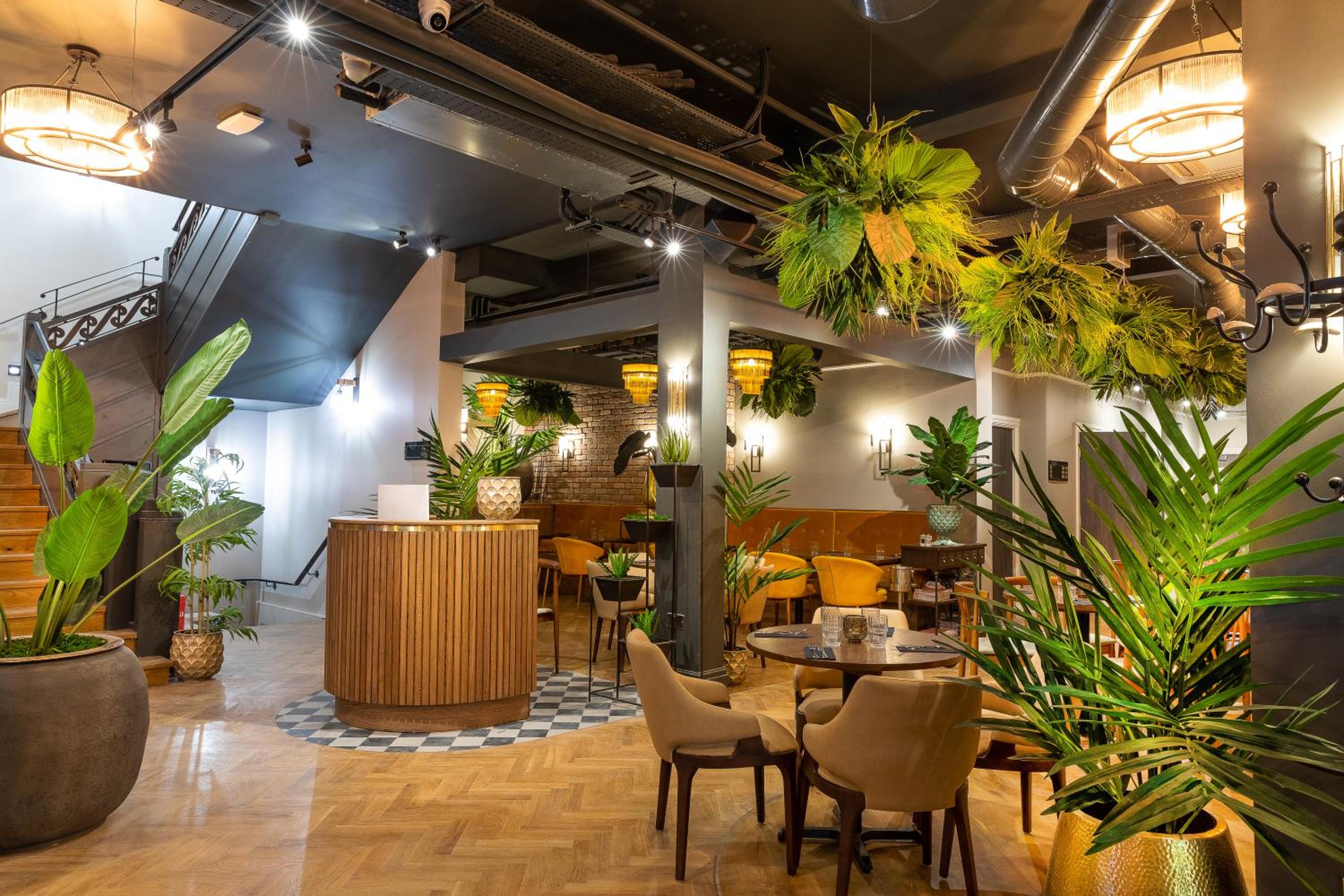 Hotel The Gresham Aparthotel - Image 1