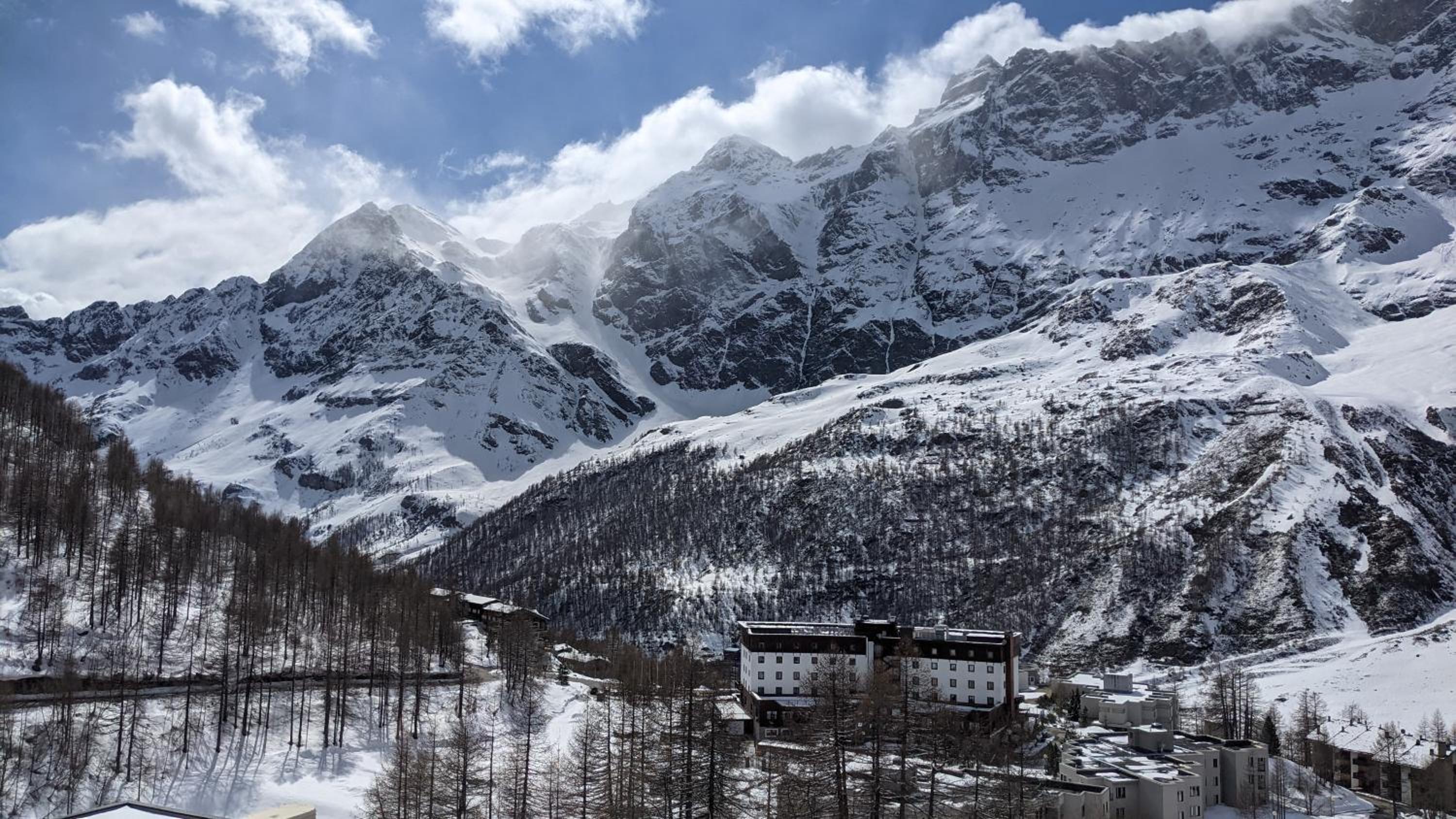 Cervinia Apartment 2121 - Ski & Mountain Panorama view 2
