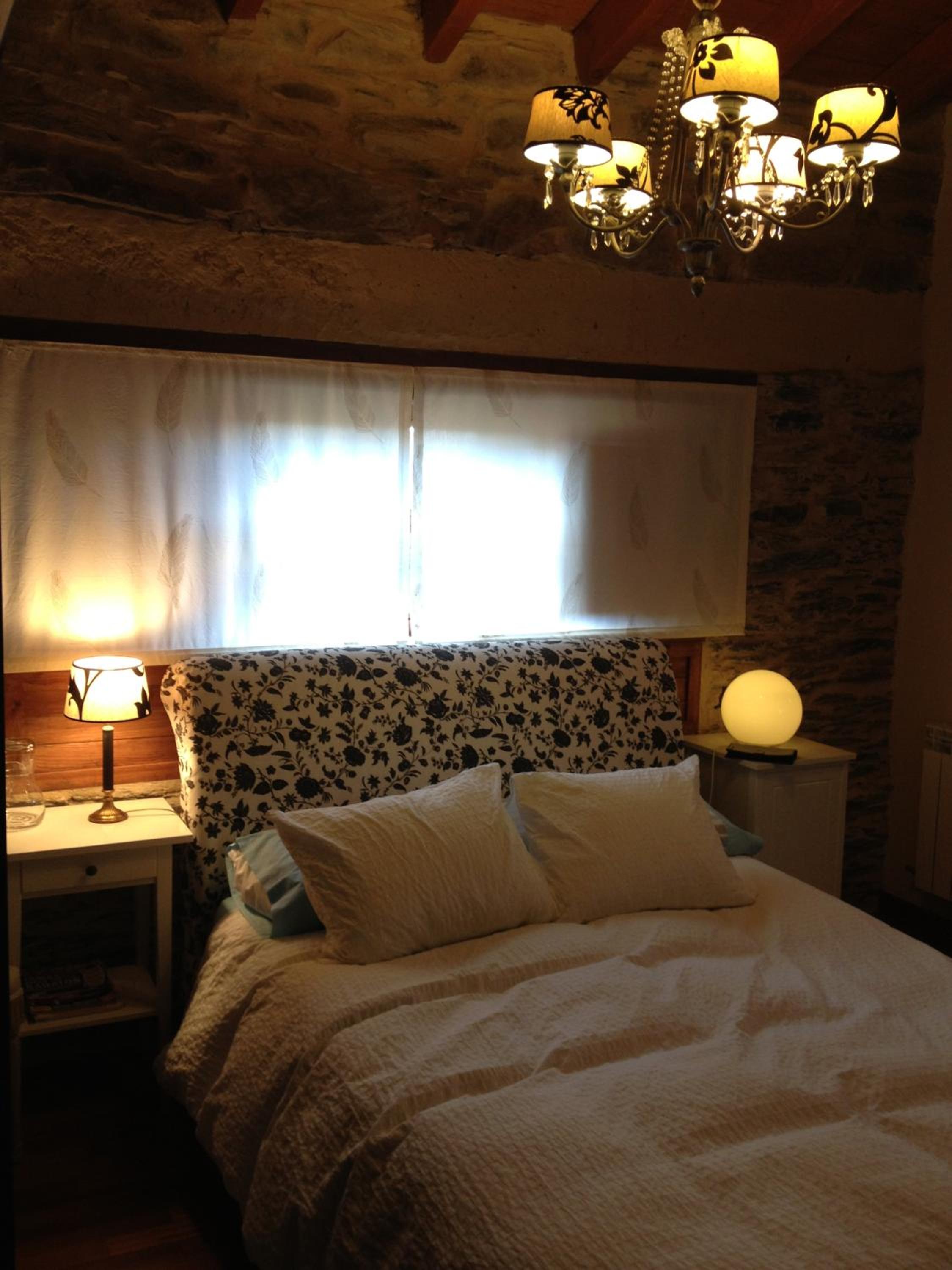 Casa de piedra en Muga de Alba