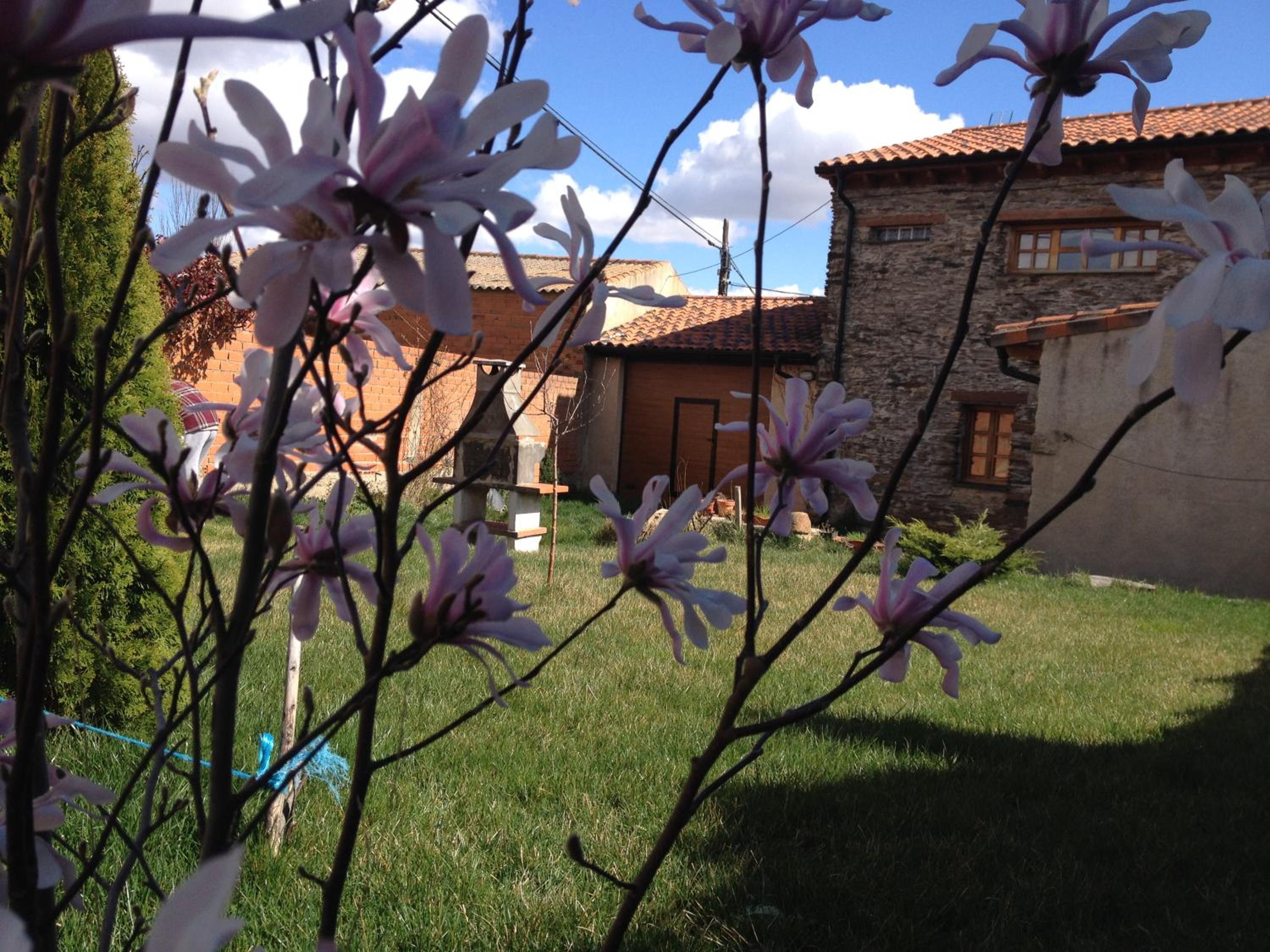 Casa de piedra en Muga de Alba