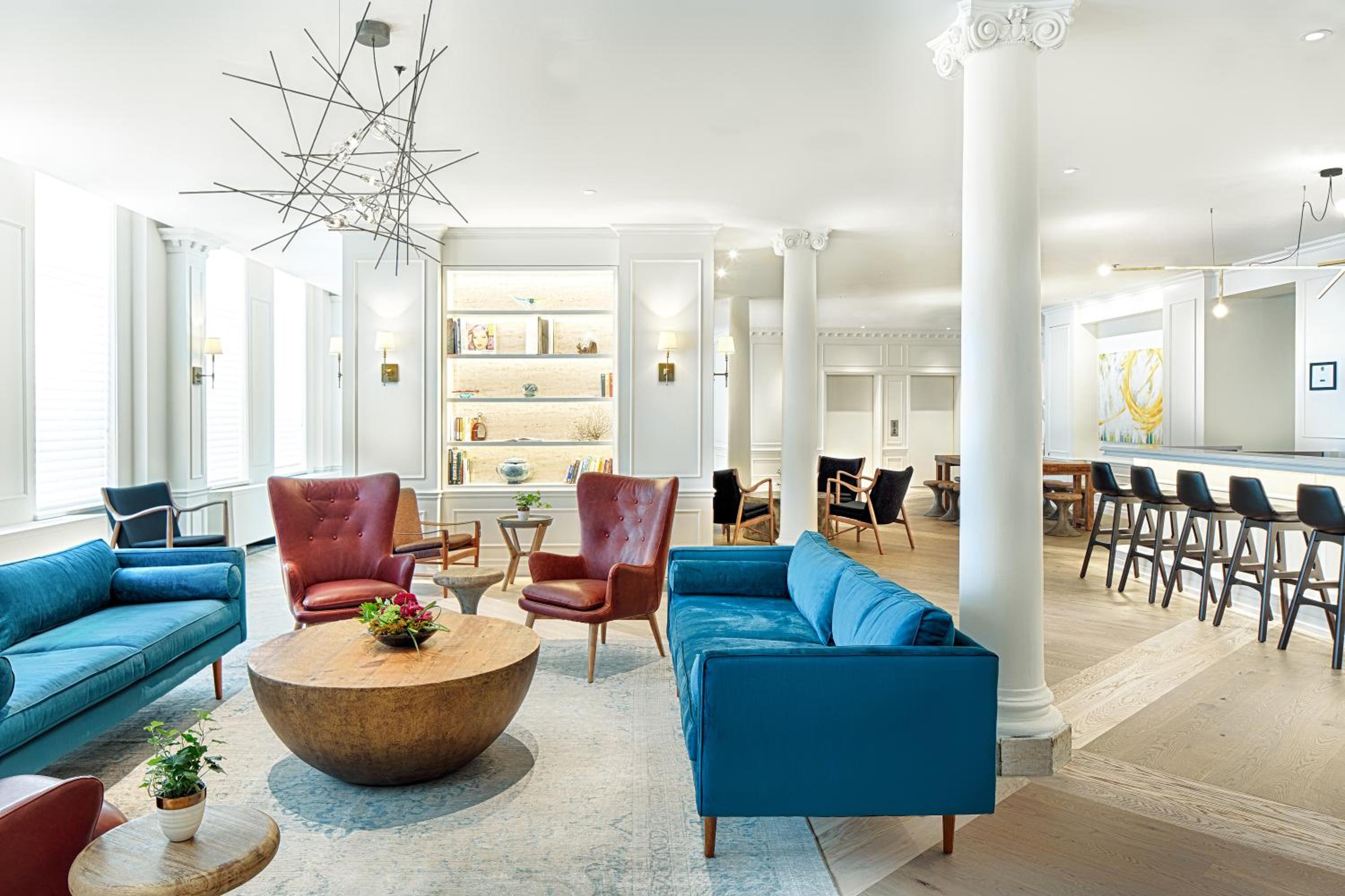 Kitchener Vacations - The Walper Hotel, part of JdV by Hyatt - Property Image 9