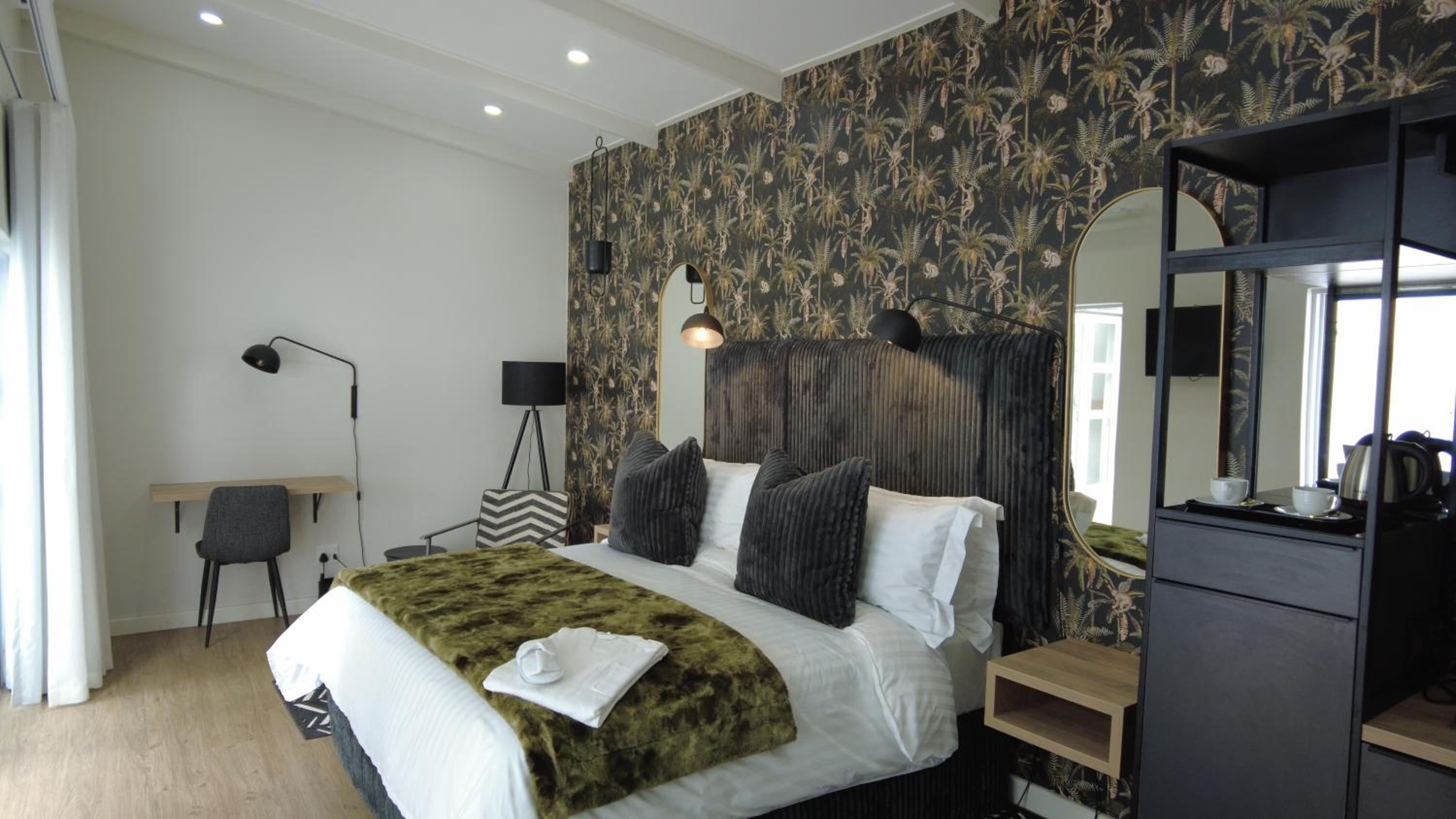 The Executive Bed and Breakfast view 3