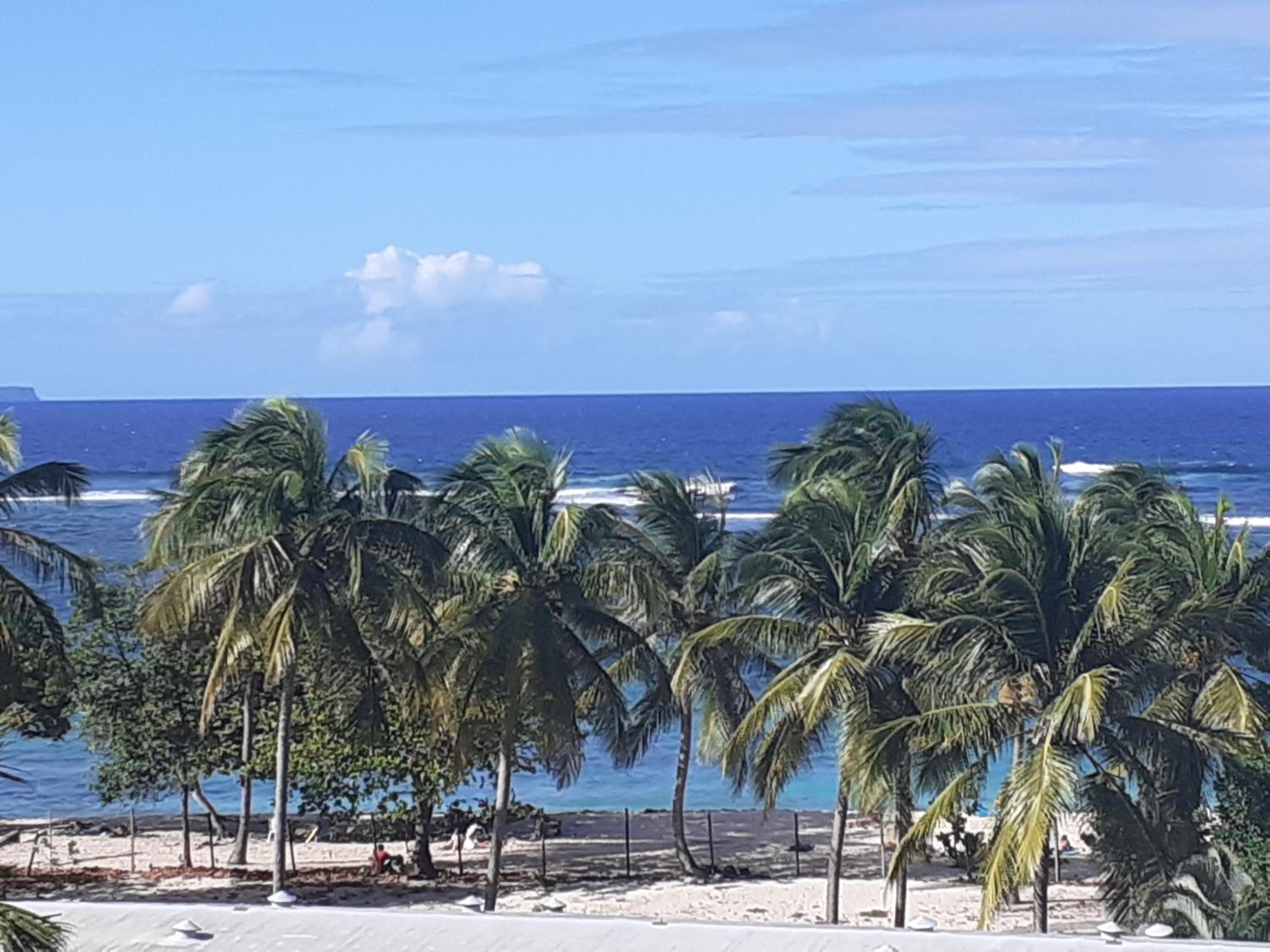 STUDIO VUE SUR MER view 3