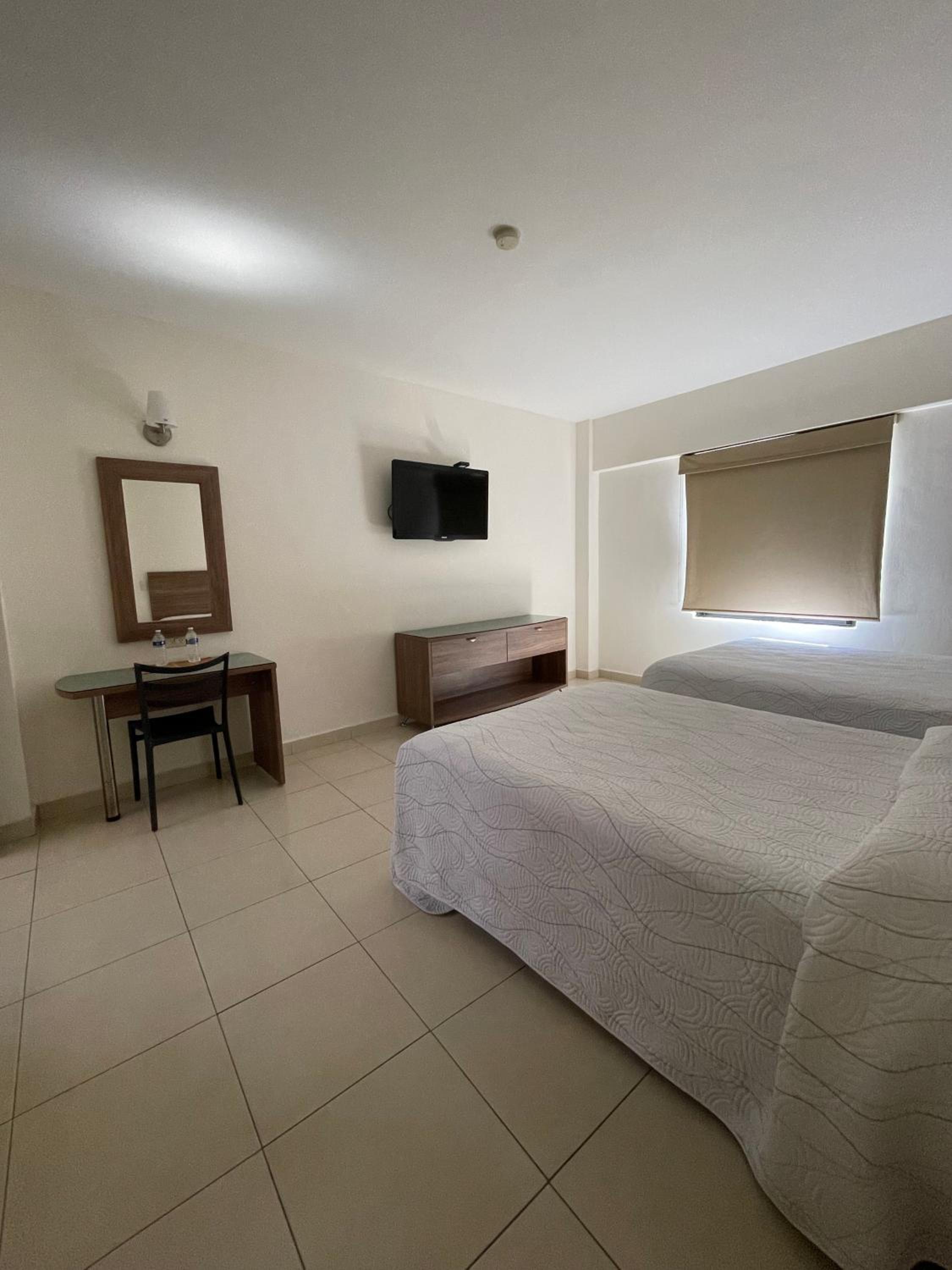 Hotel el Mayo Inn