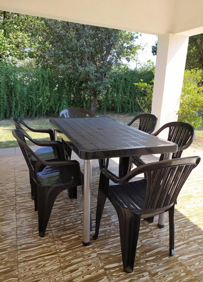 CHALET NATURALEZA - Villa Rumipal - Córdoba - A 50 mts del Lago - Vista al Lago