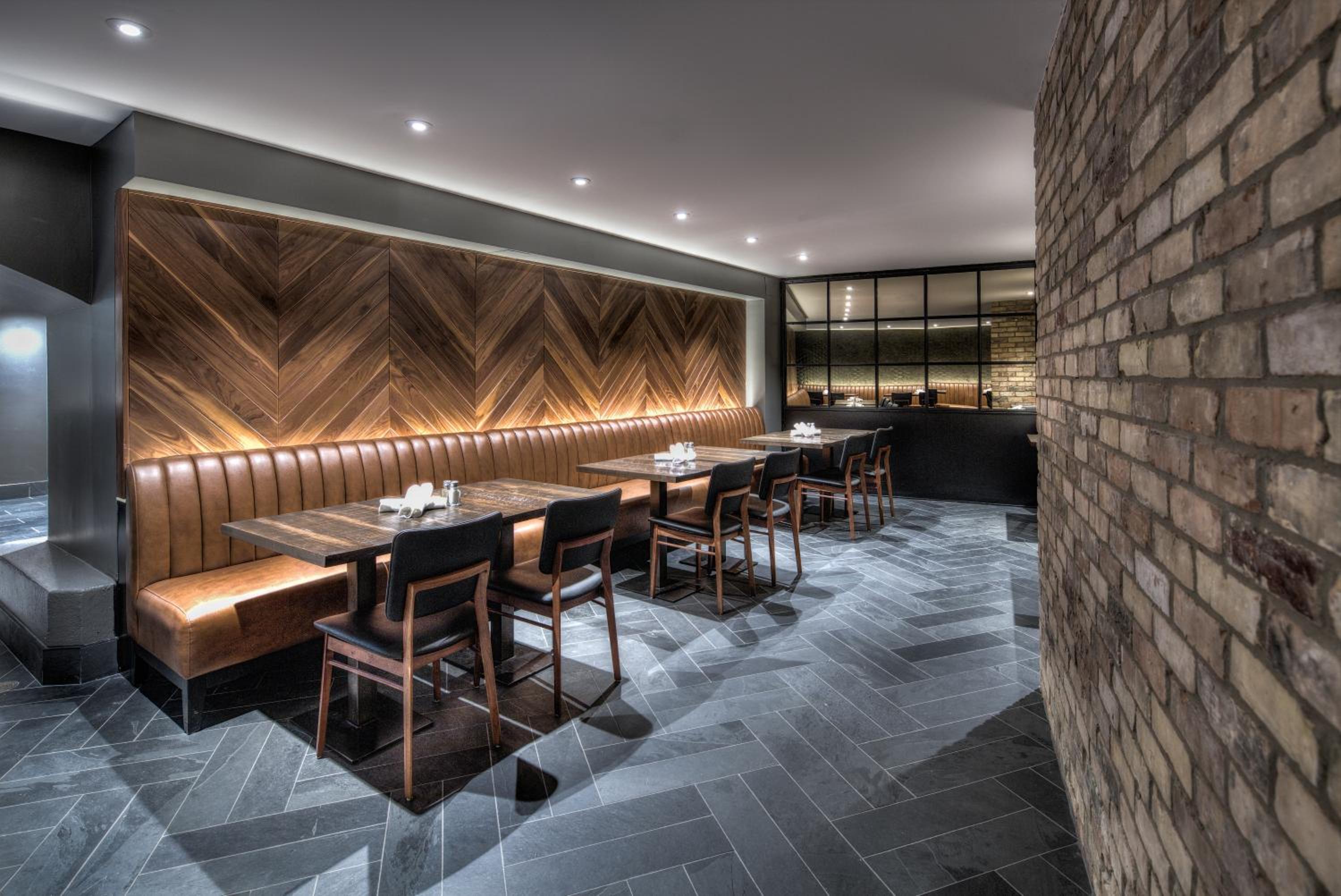 Kitchener Vacations - The Walper Hotel, part of JdV by Hyatt - Property Image 4