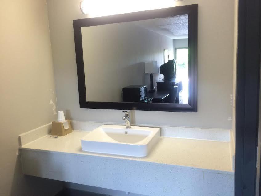 Lotus Inn and Suites Nashville - Property Image 10