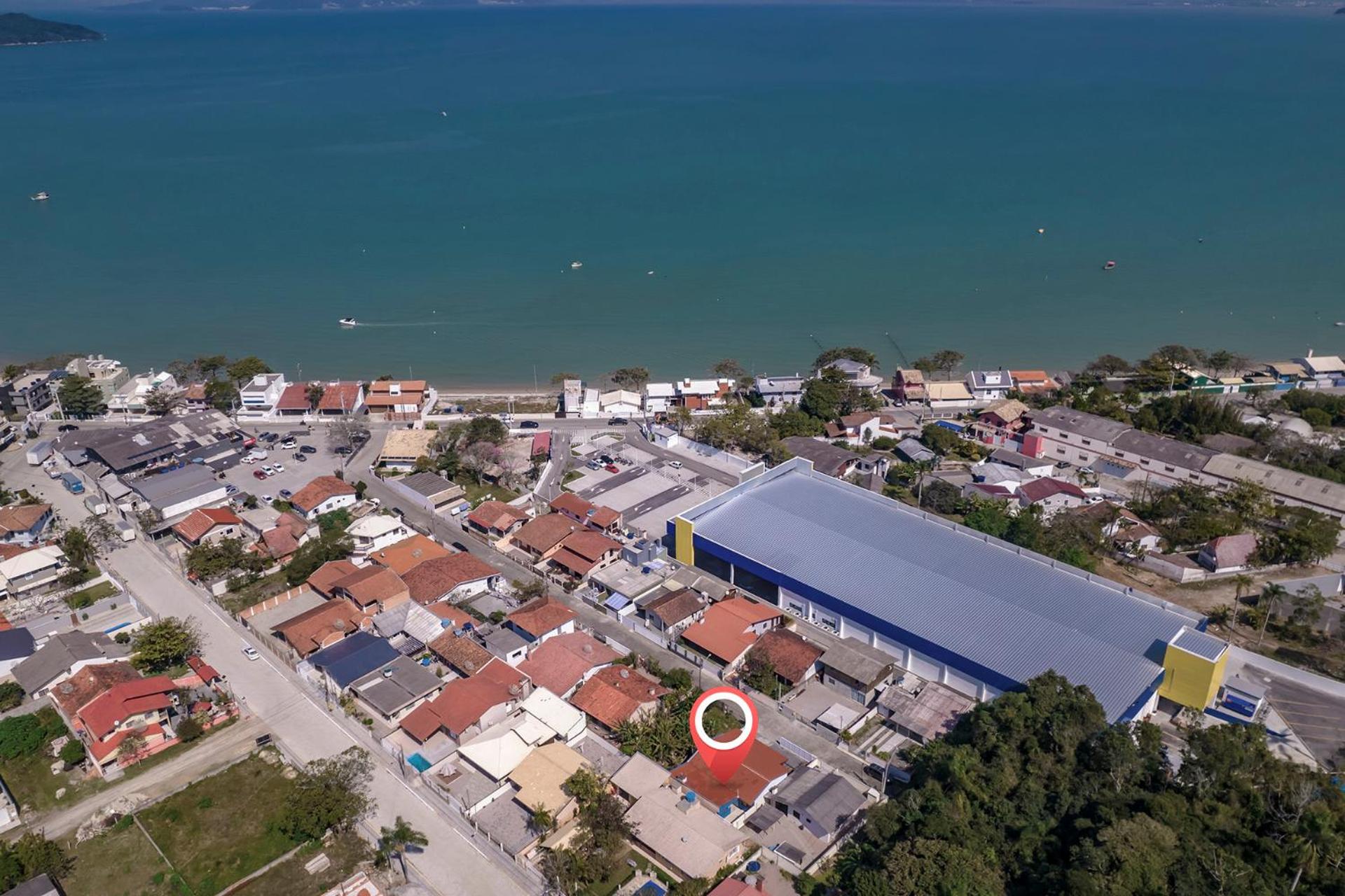 Casa na praia de Morrinhos Bombinhas para 10 pessoas, Excelente localização
