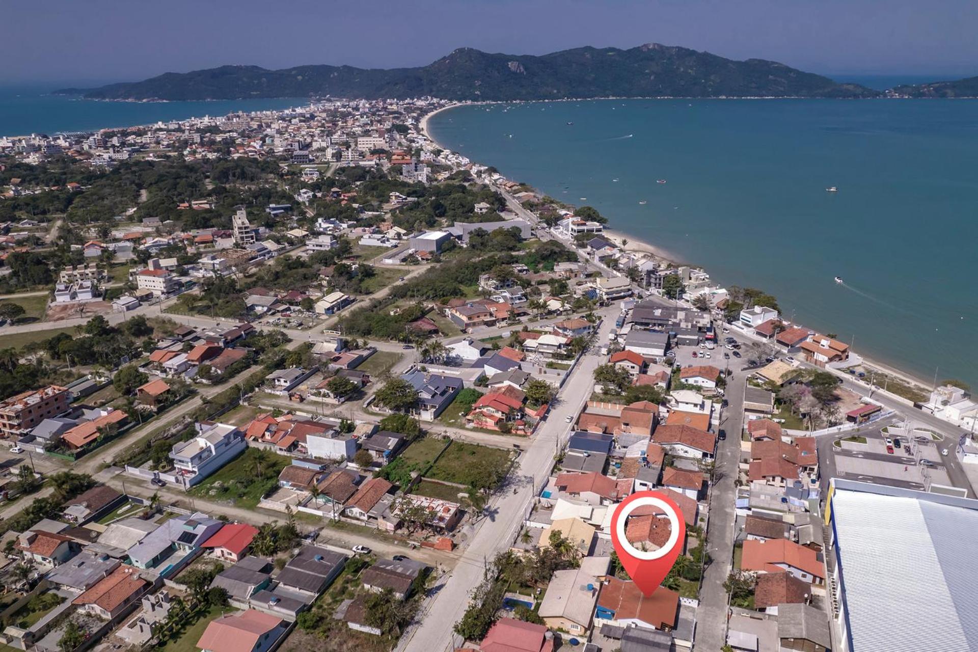 Casa na praia de Morrinhos Bombinhas para 10 pessoas, Excelente localização