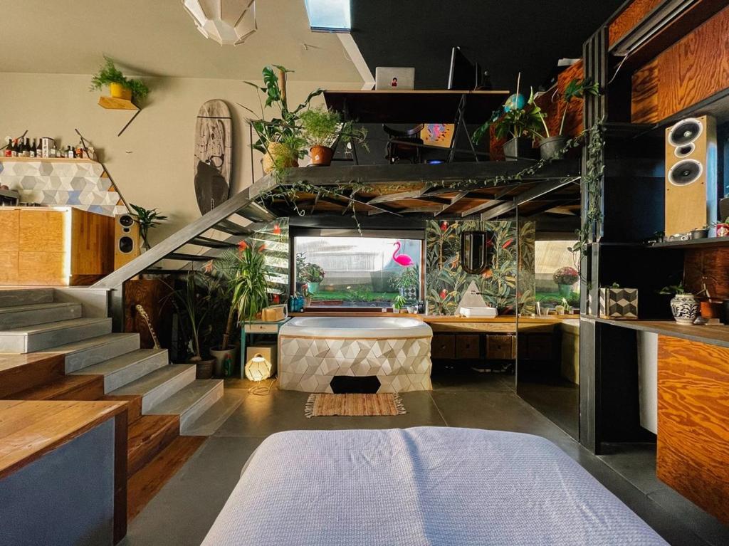 hotel room