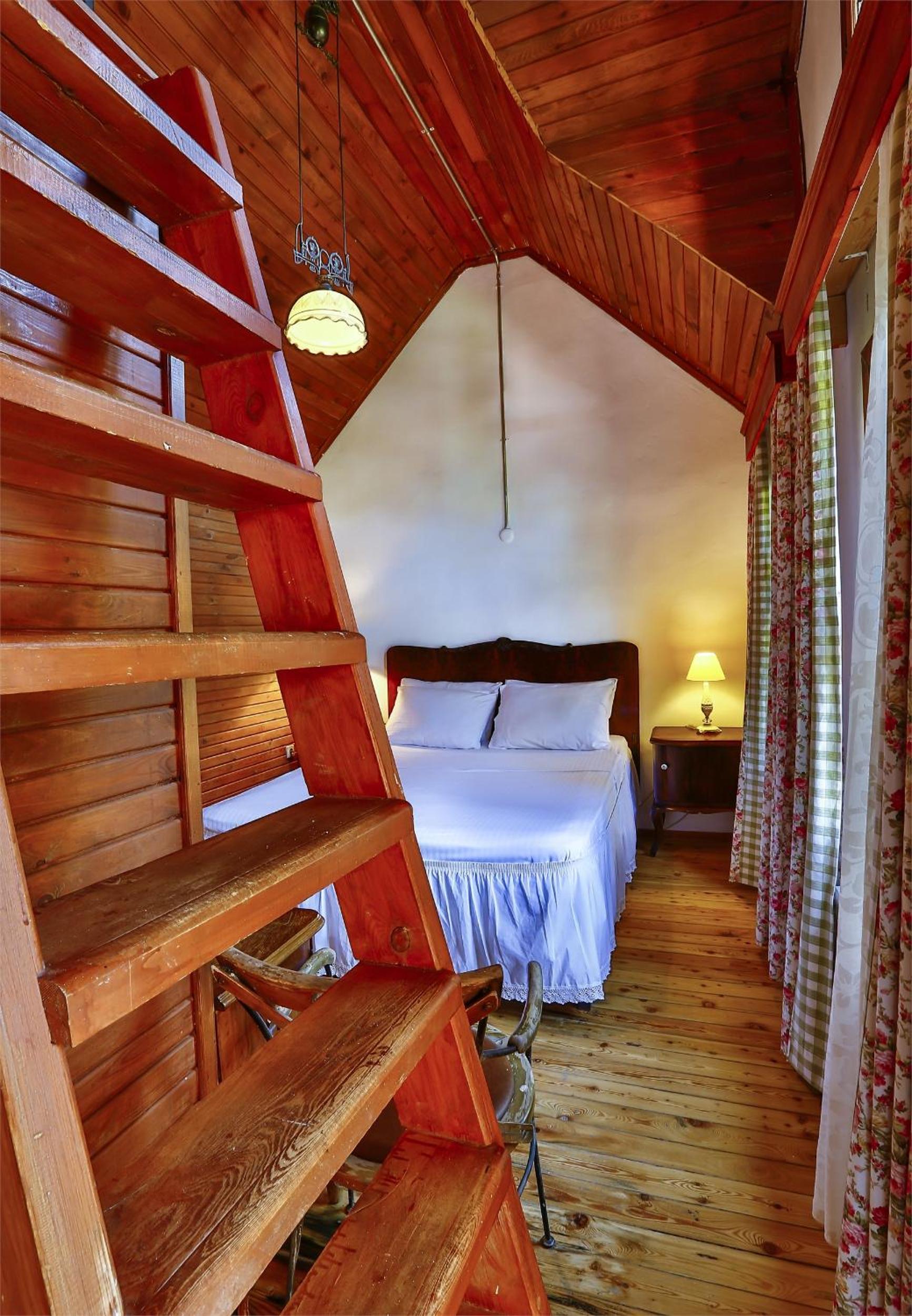 Tranquilla River Lodge