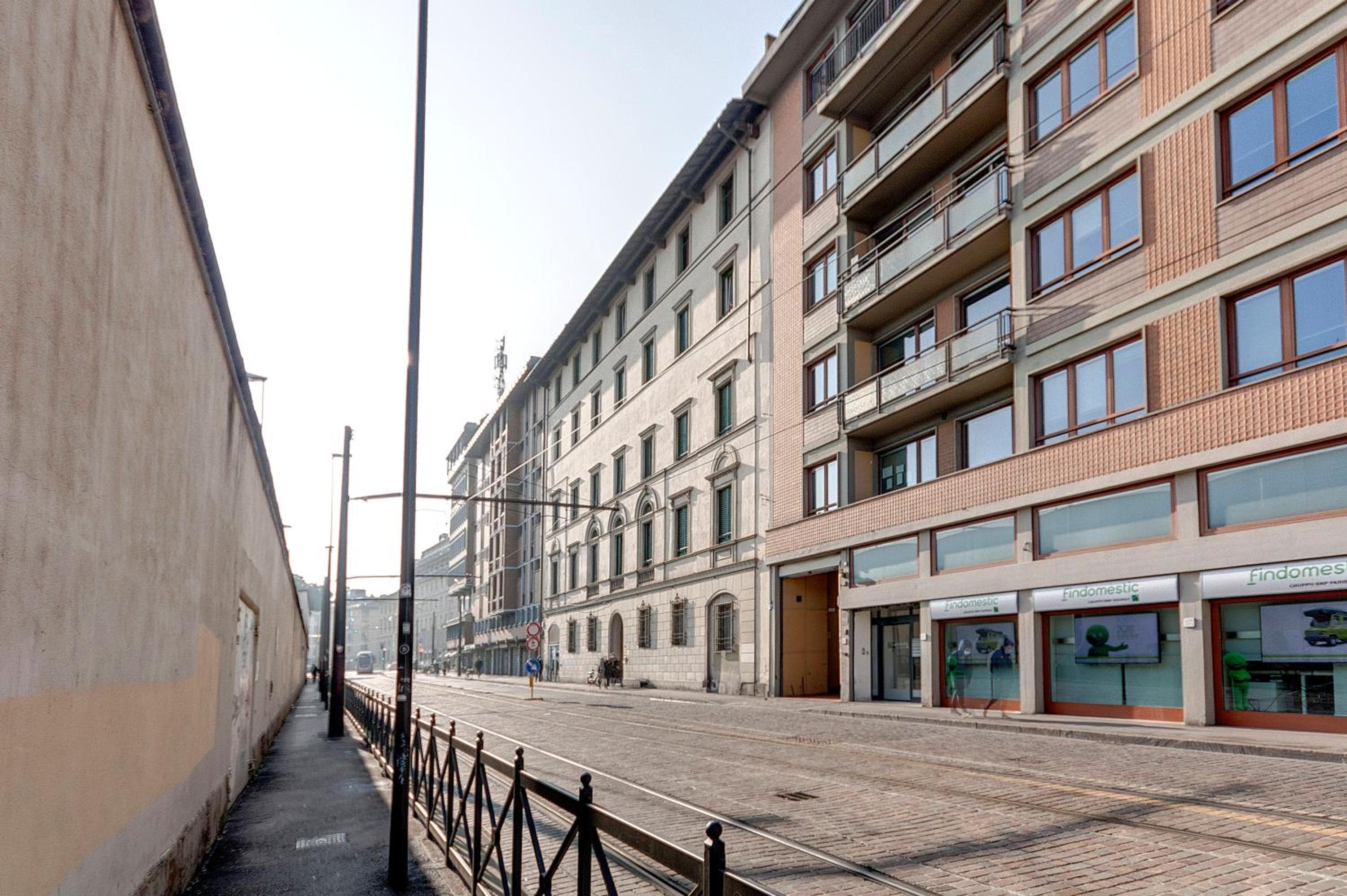 Alamanni Apartment by Mamo Florence
