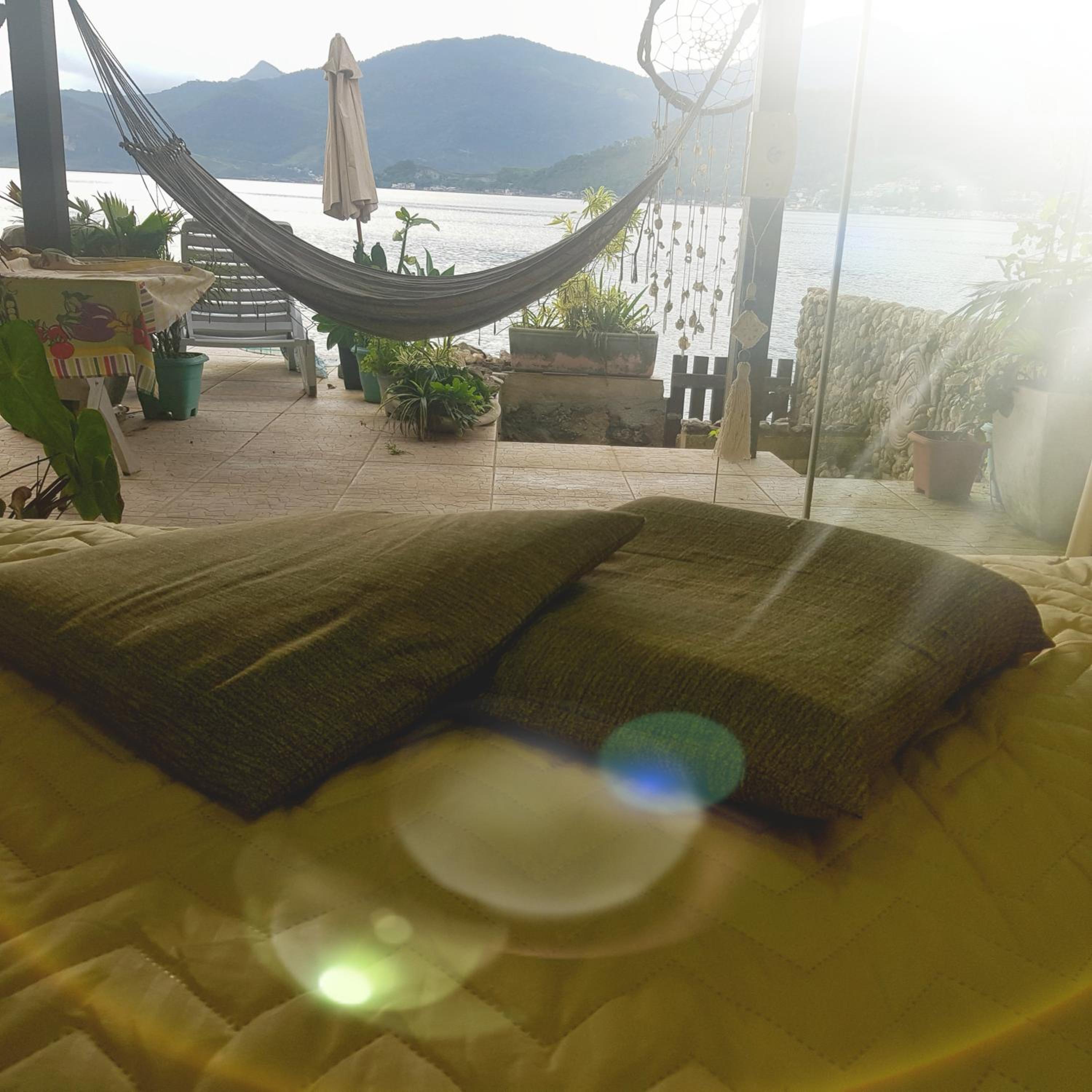 Casa na Ilha Jardim pé na areia