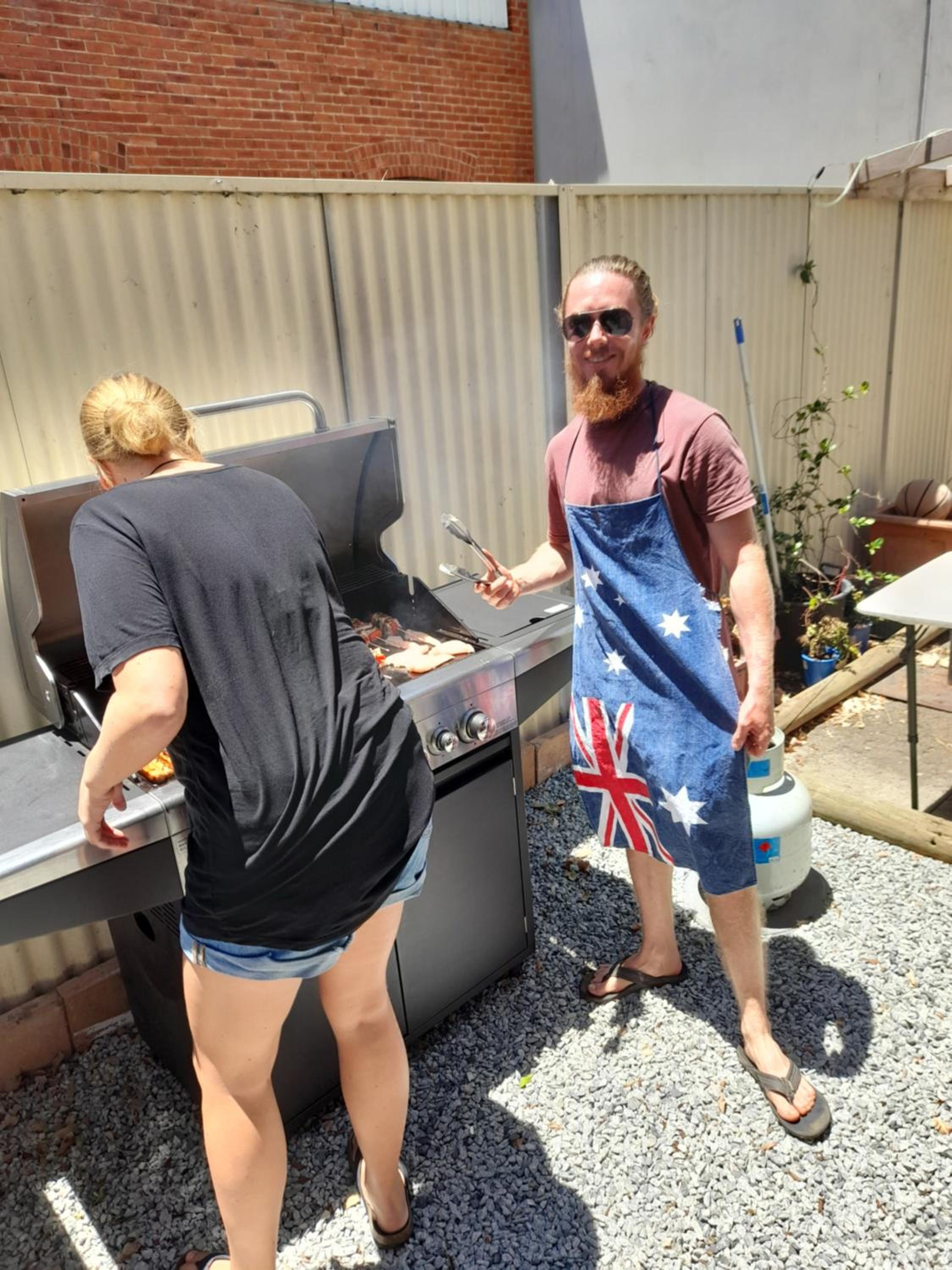 Ozi Inn Backpackers - Perth -Valid International Passport Required