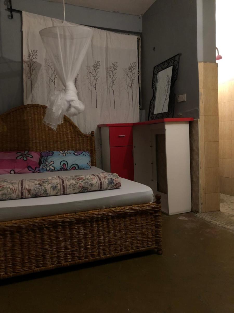Photo 19