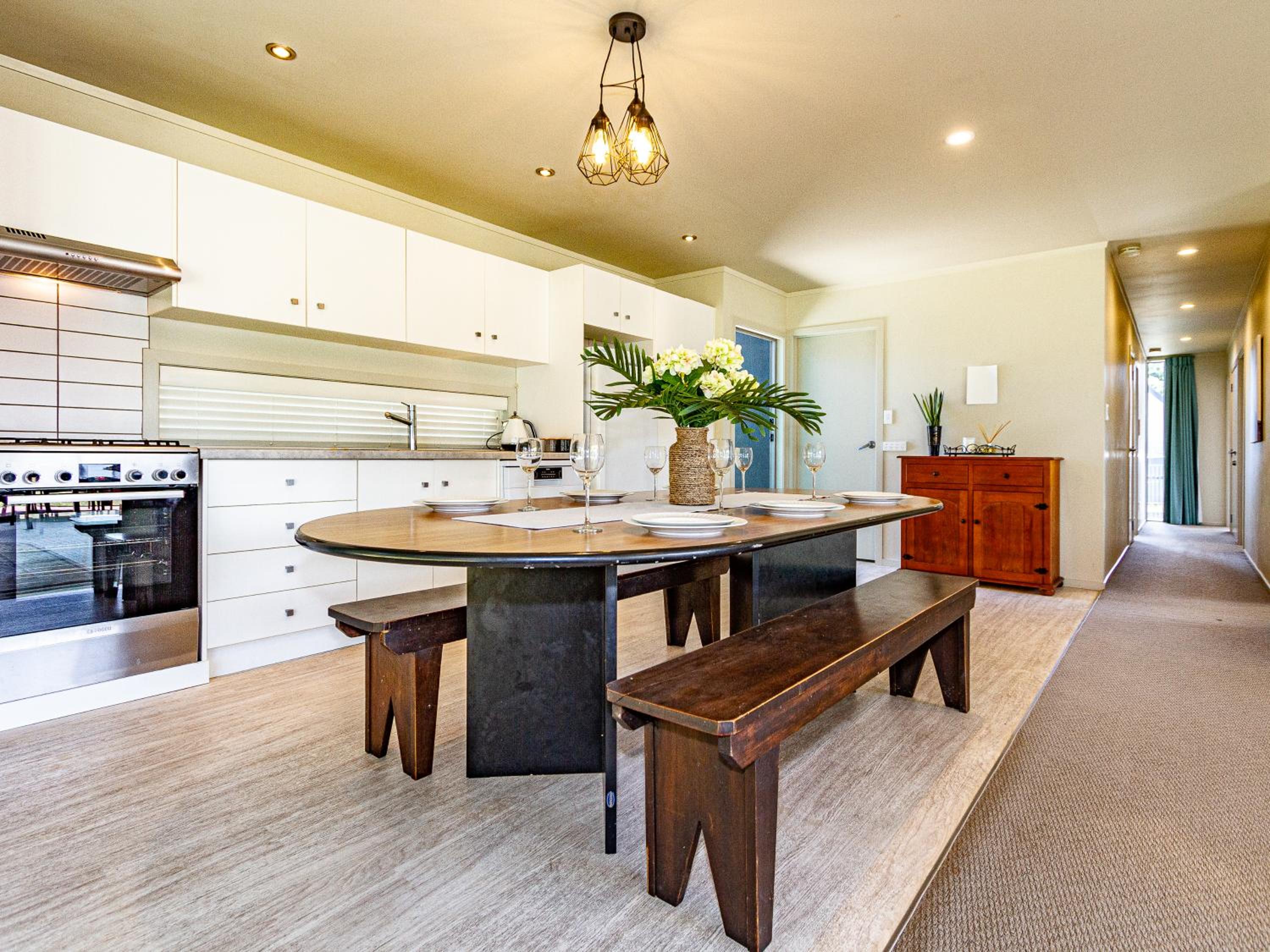 Alpine Retreat - Ohakune Holiday Home view 4