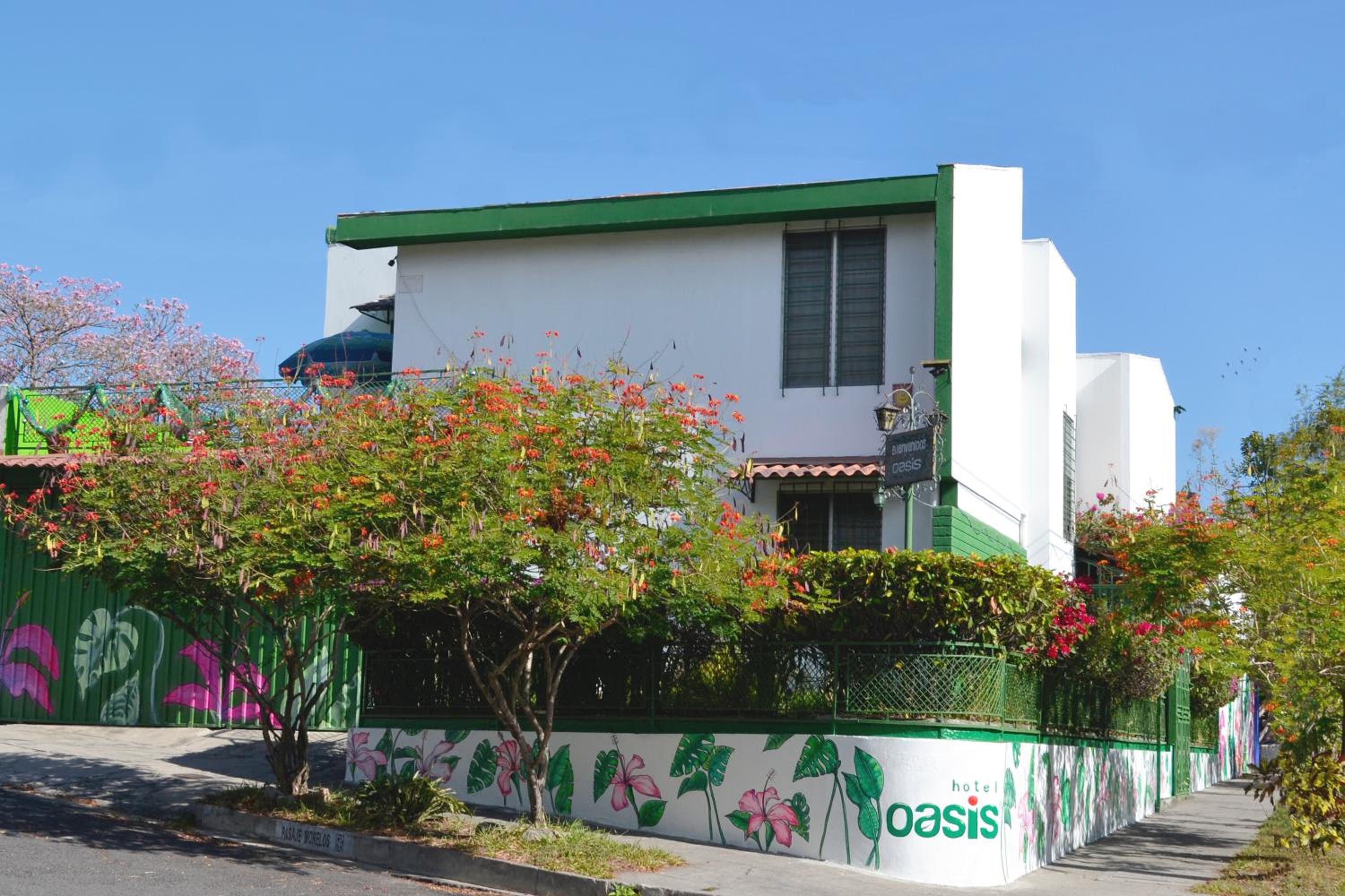 Hotel Oasis
