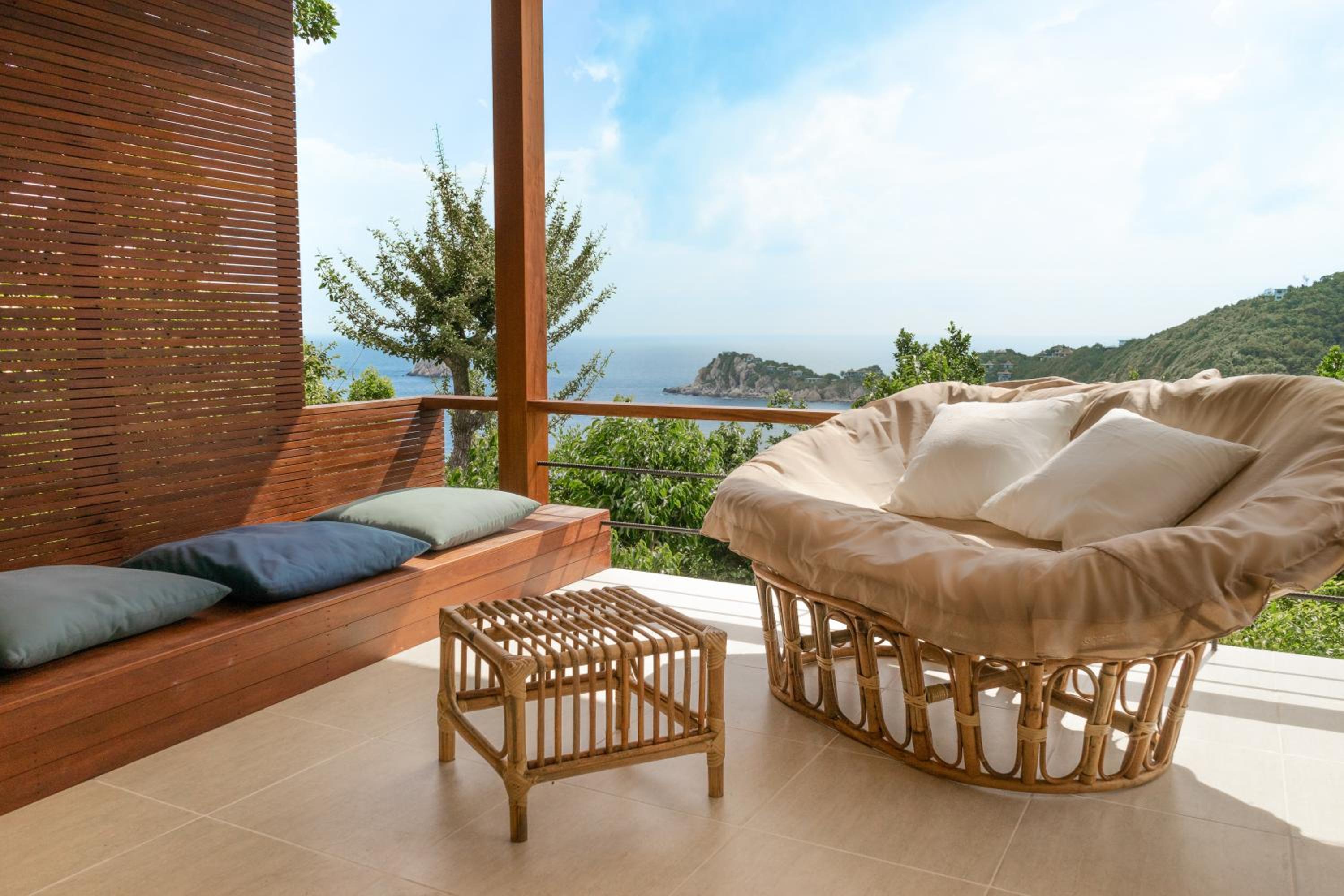 Baan Talay Koh Tao Resort & Yoga