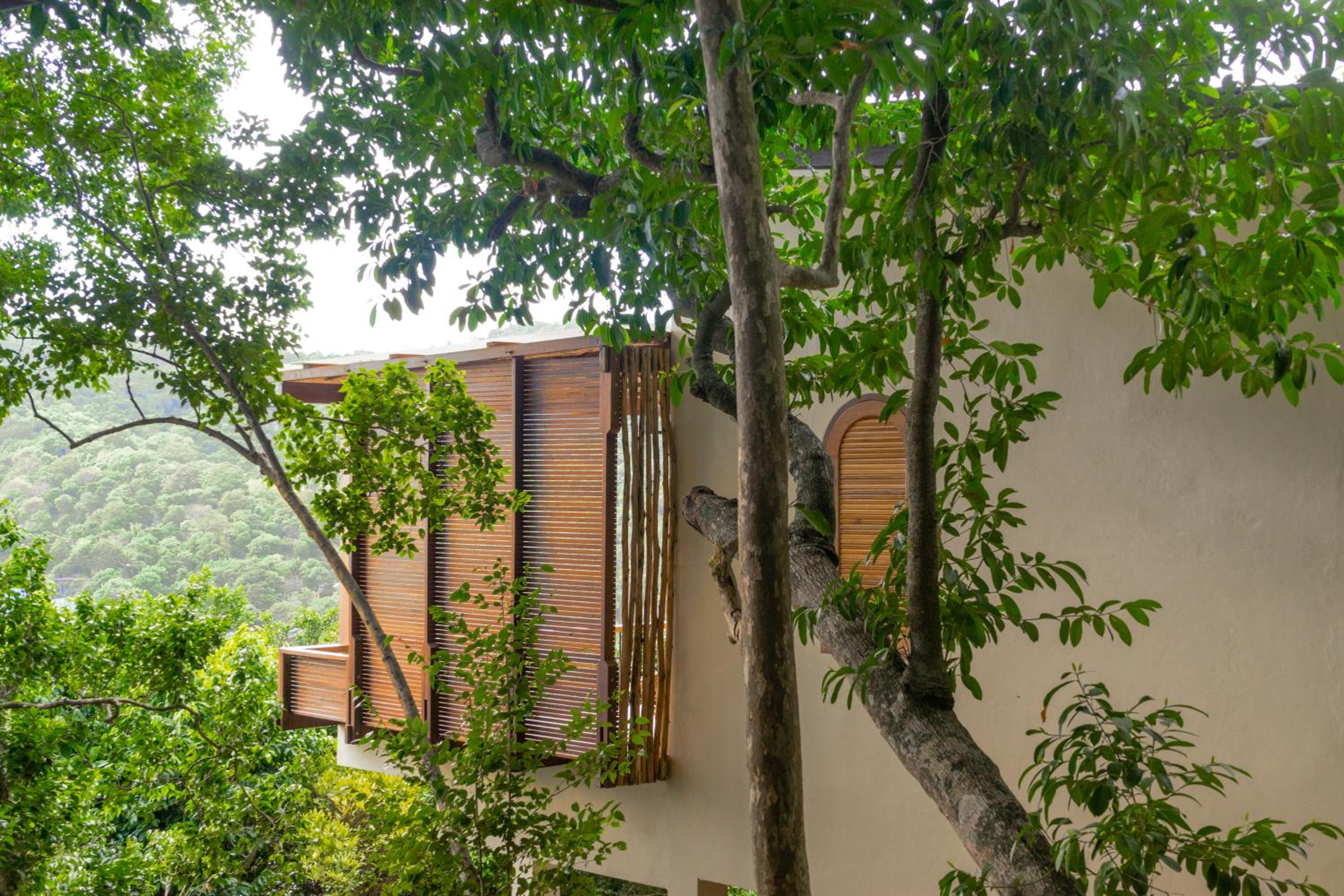 Baan Talay Koh Tao Resort & Yoga