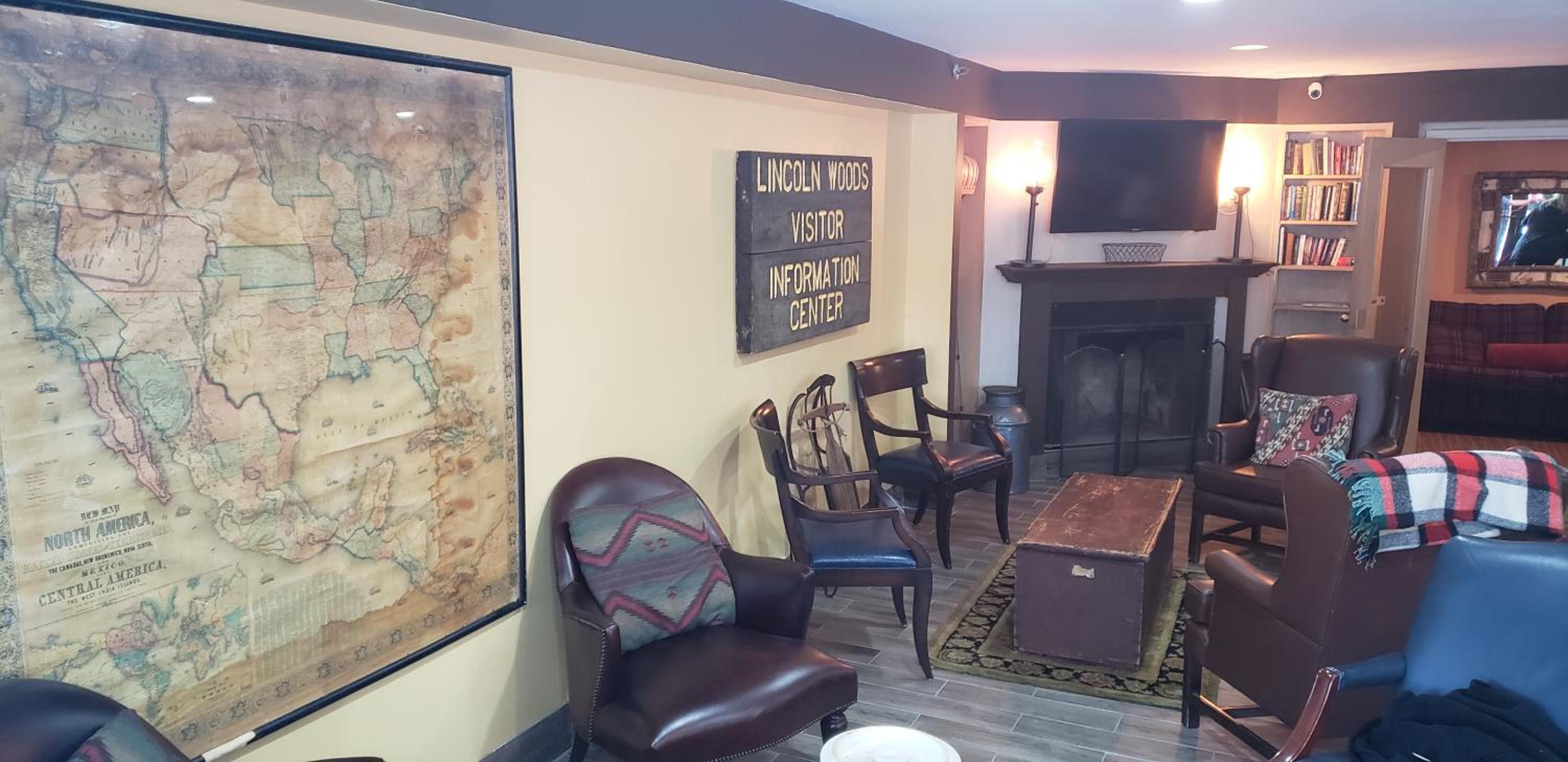 The Common Man Inn & Lodge, Plymouth view 5