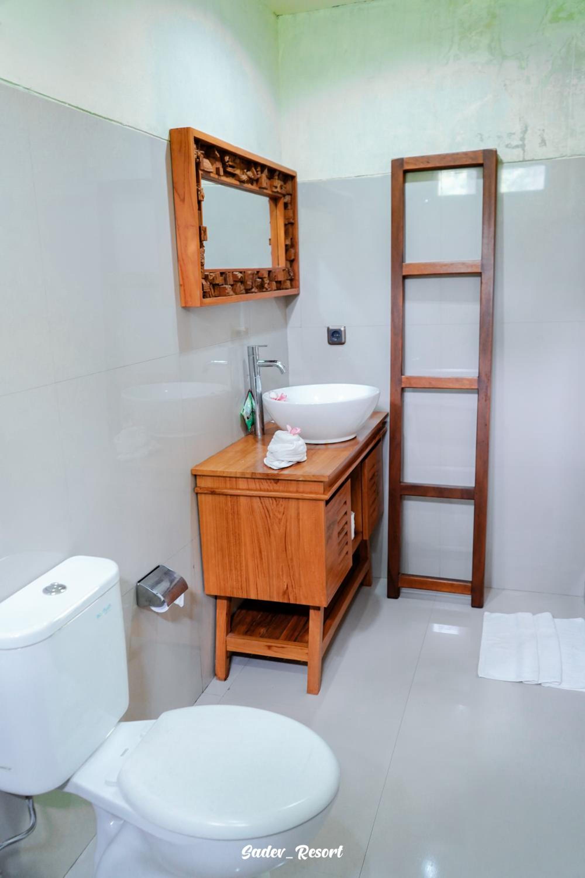 Sadev Resort