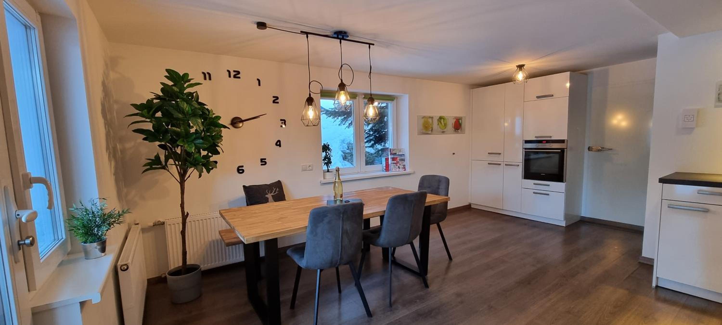 Haus Tisch