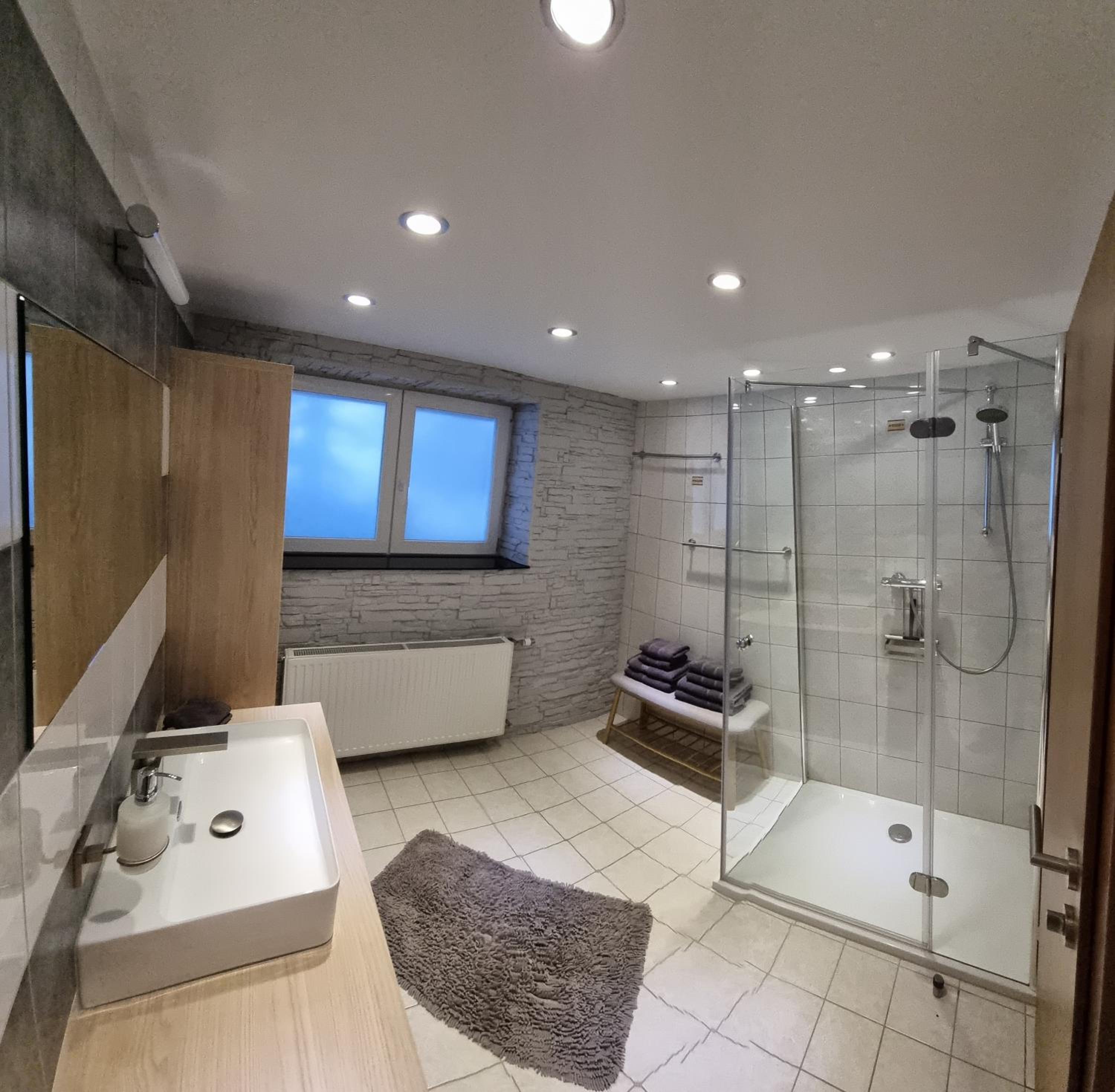 Haus Tisch