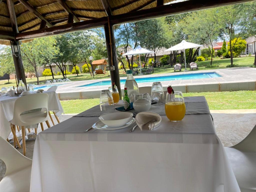 TshiBerry Bed & Breakfast