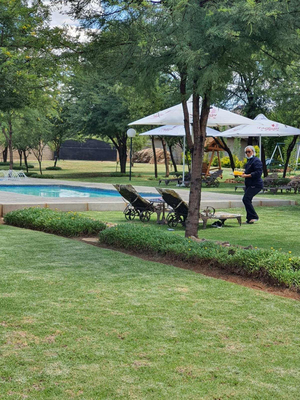 TshiBerry Bed & Breakfast