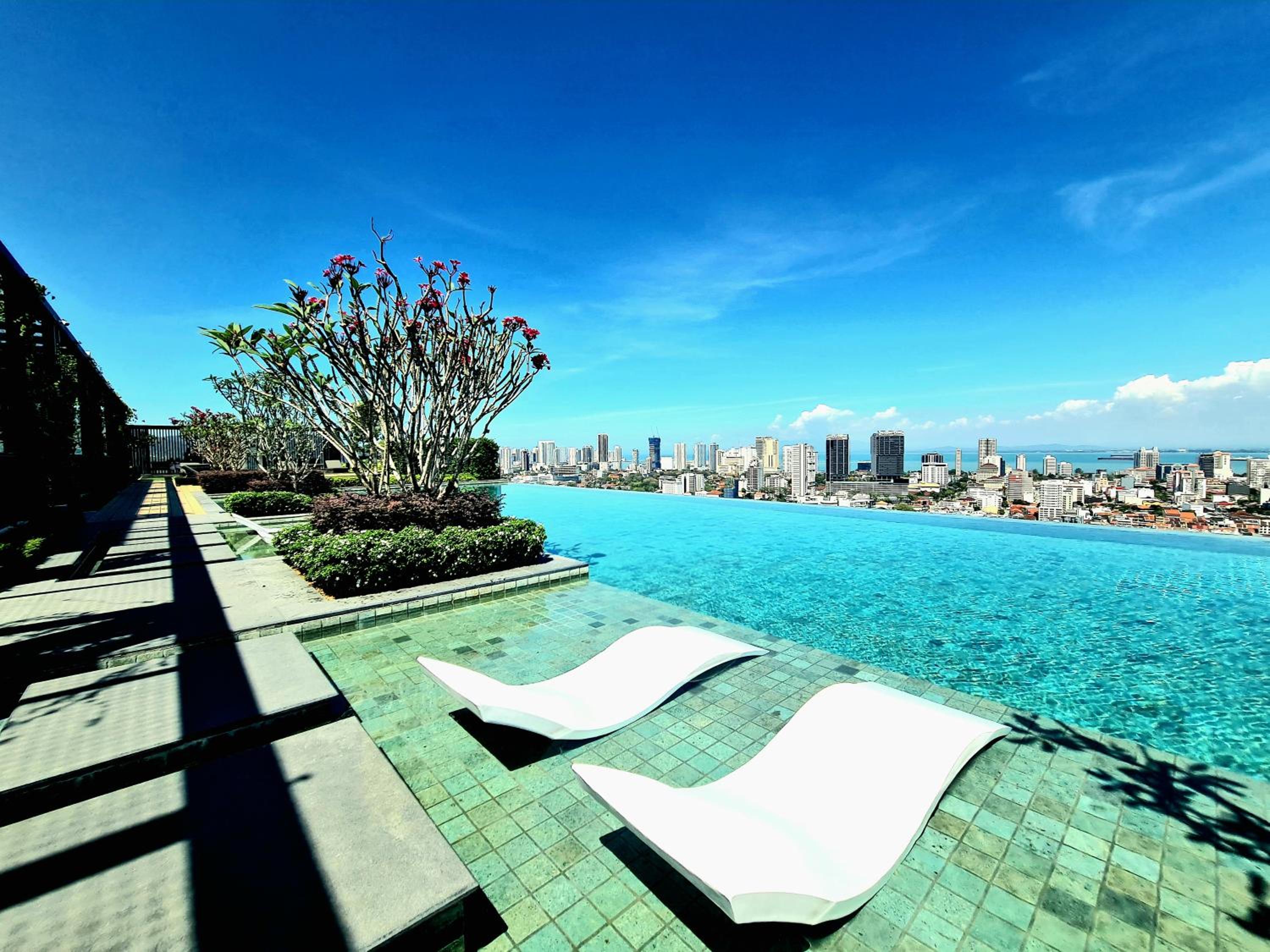Beacon Executive Suites - George Town photo 4