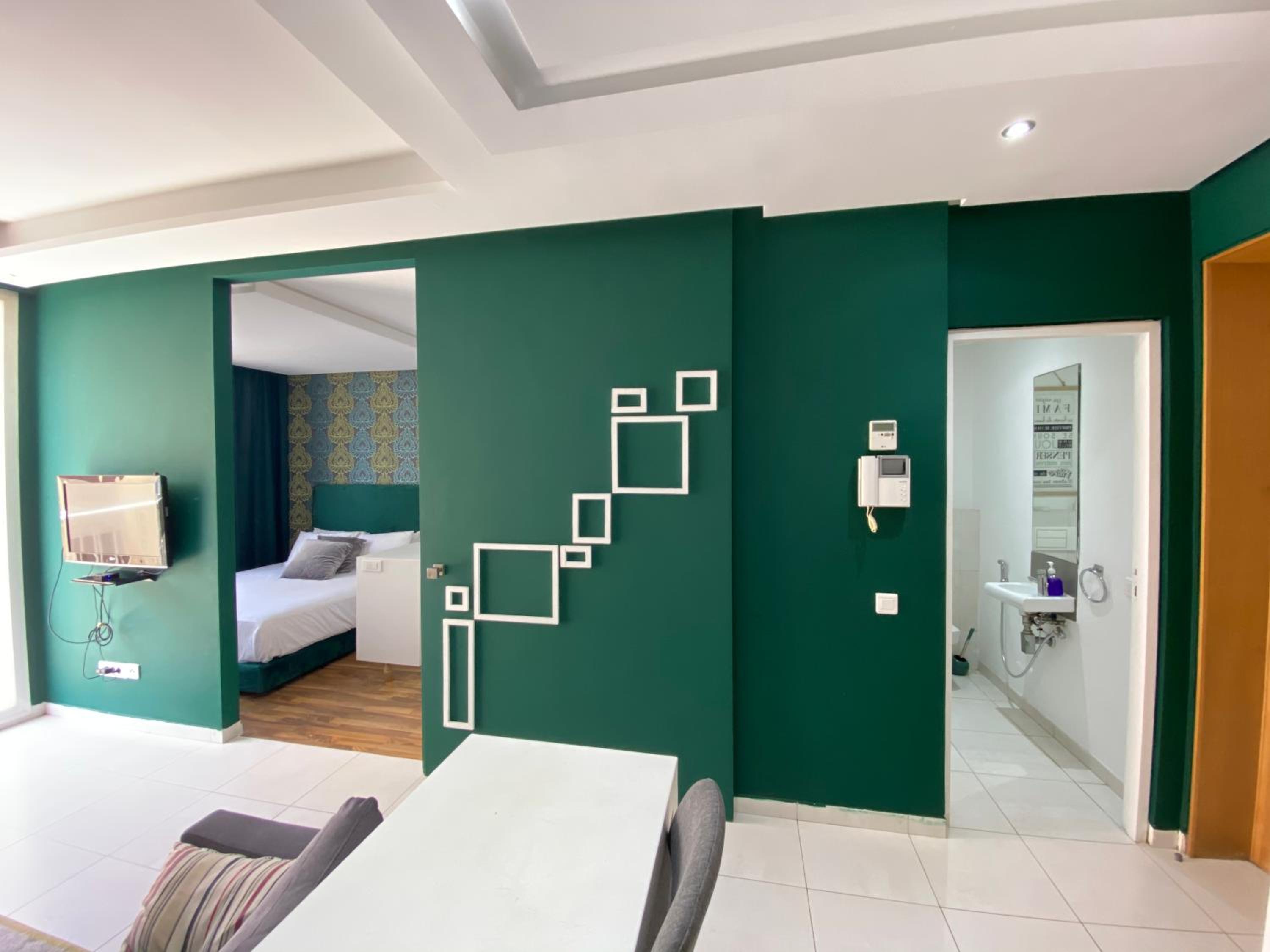 hotel room