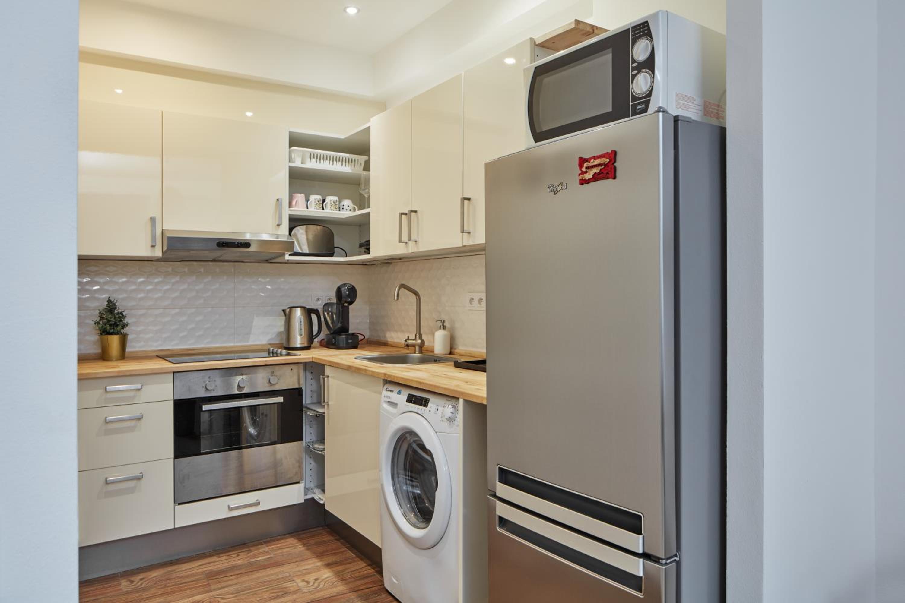 Prague Days - Practical and fully equipped studio near National Museum