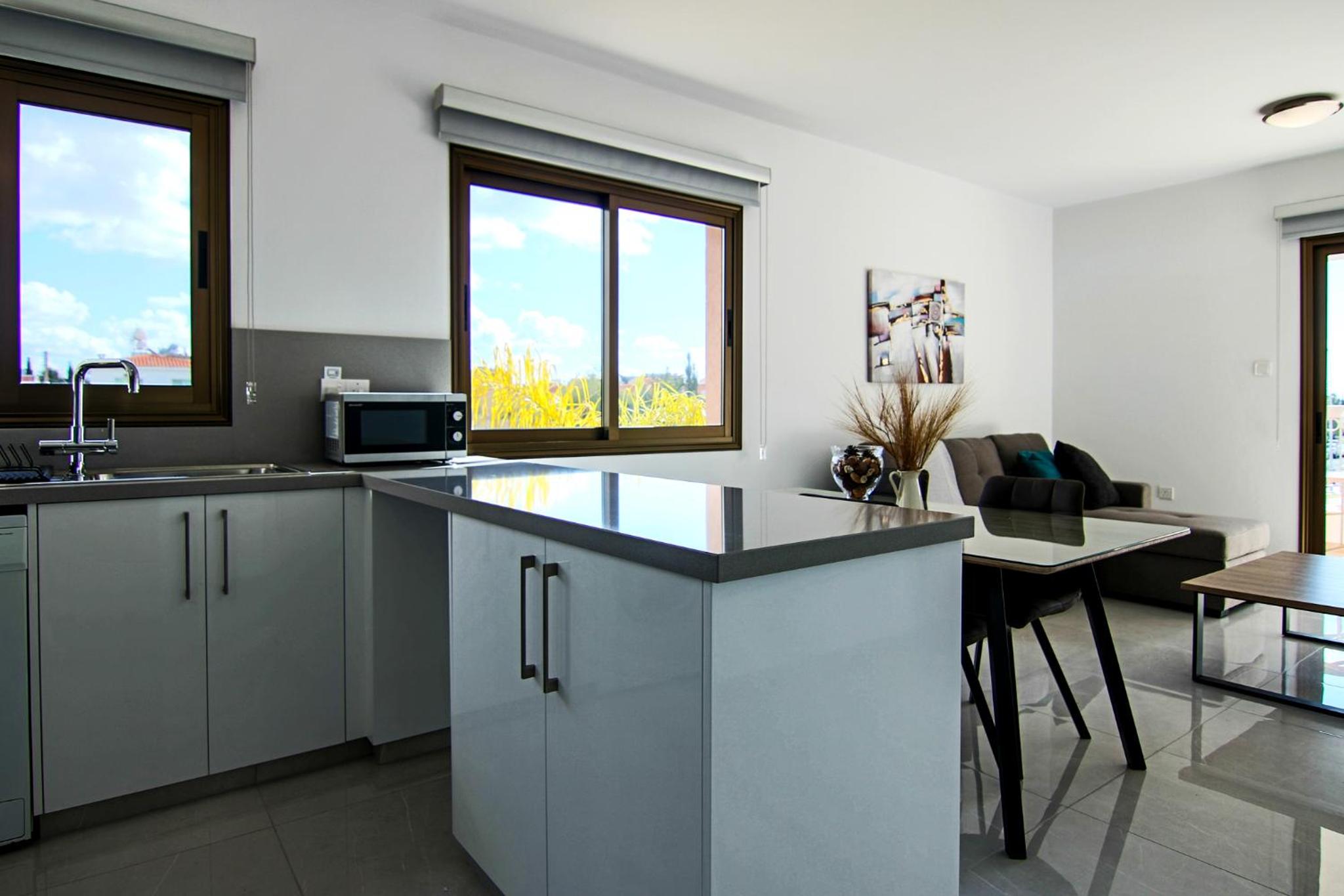 Phaedrus Living City View Luxury Flat Georgos 203