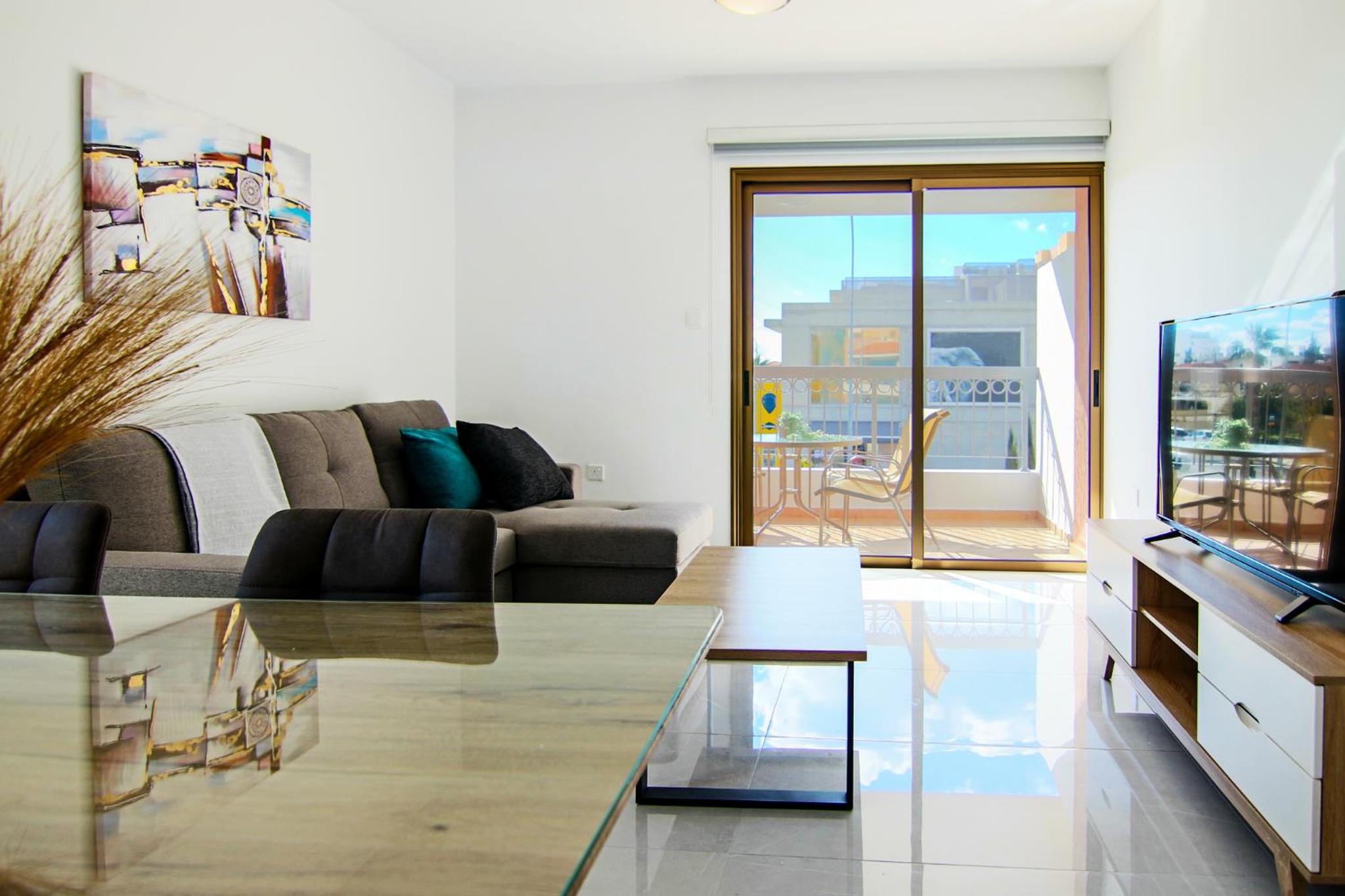 Phaedrus Living City View Luxury Flat Georgos 203