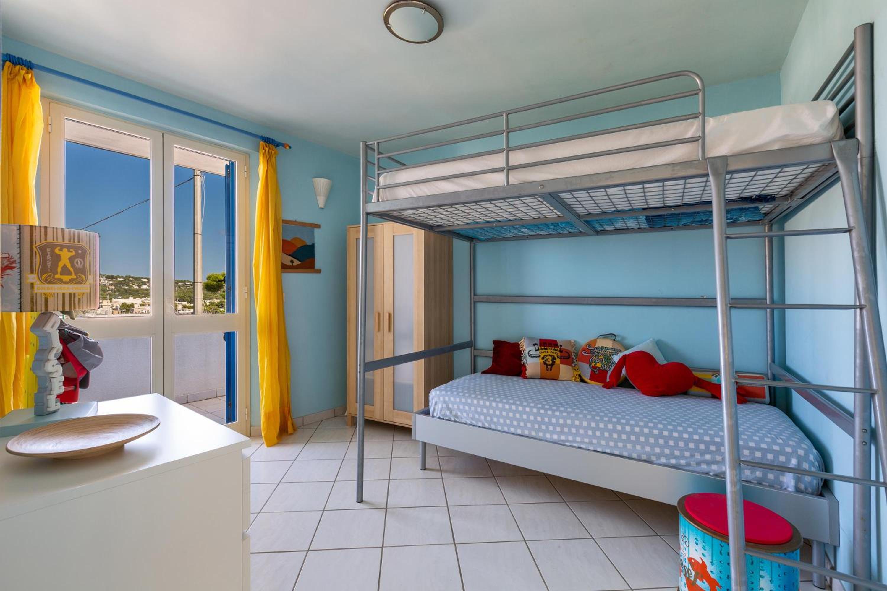 Casa di Isa by BarbarHouse