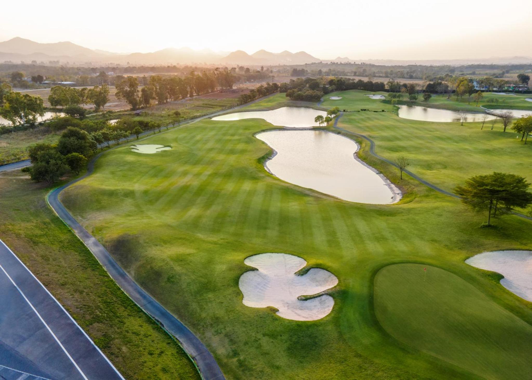 Rancho Charnvee Resort & Country Club Khaoyai