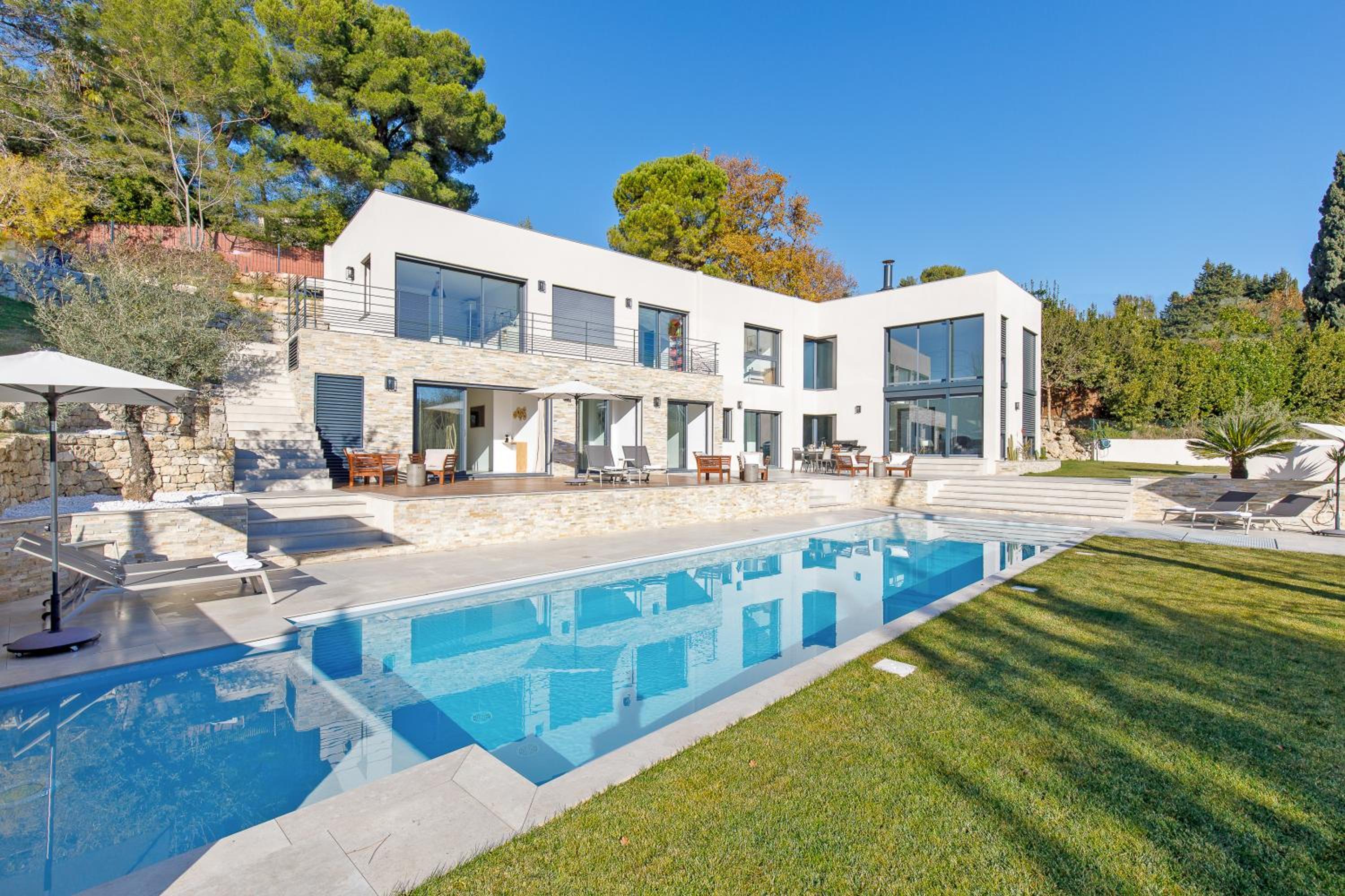 Villa SOHA Bed & Breakfast